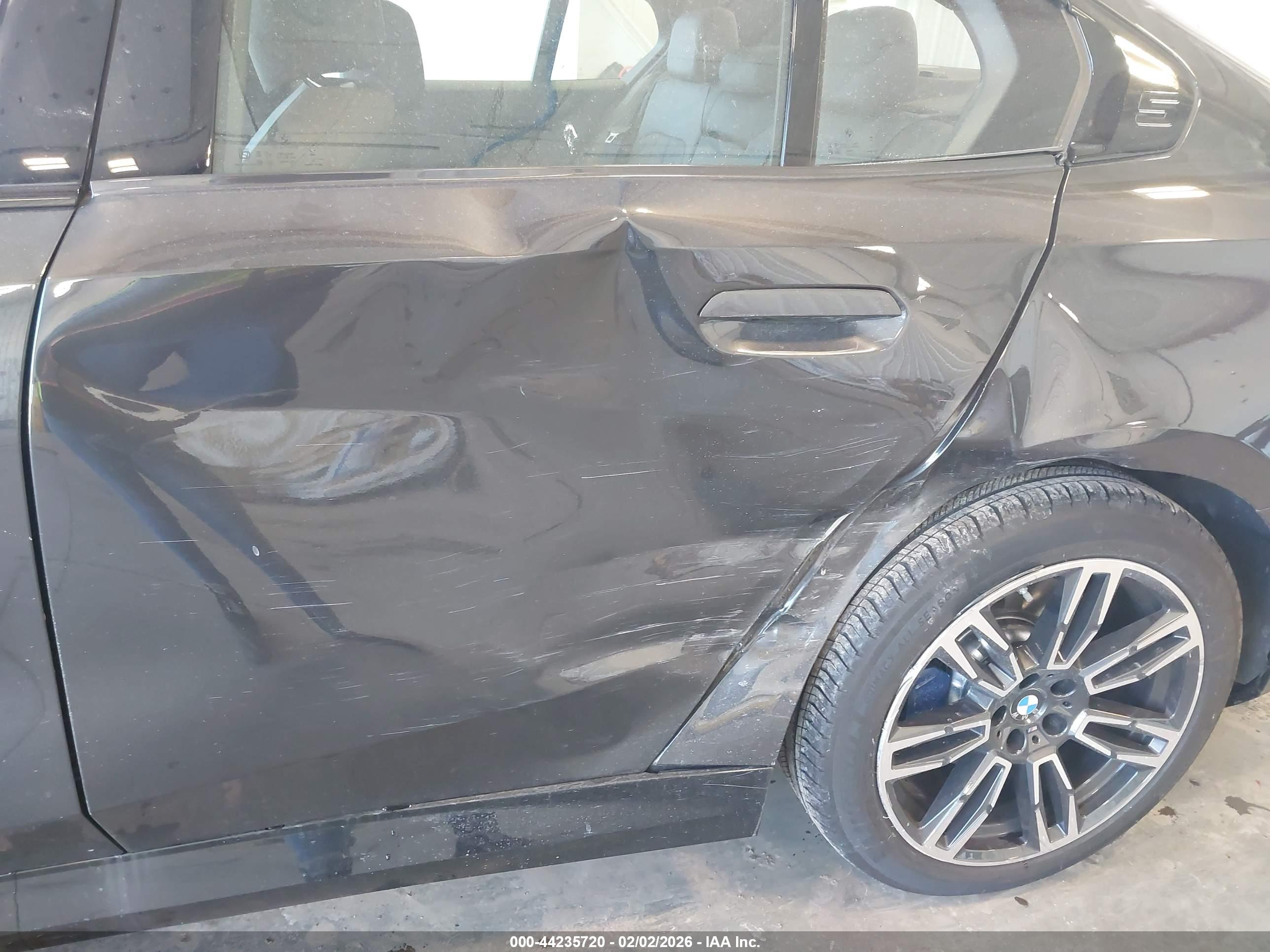 BMW 530I image 6