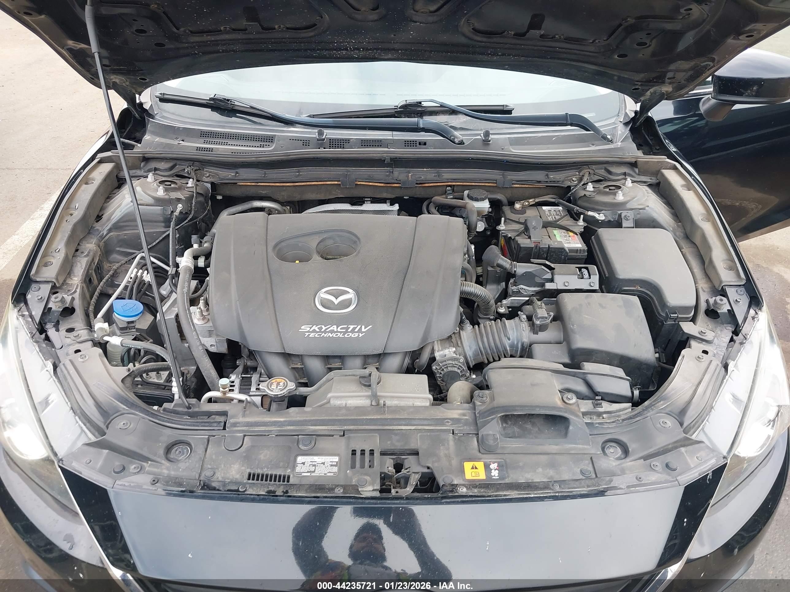 MAZDA MAZDA3 image 10