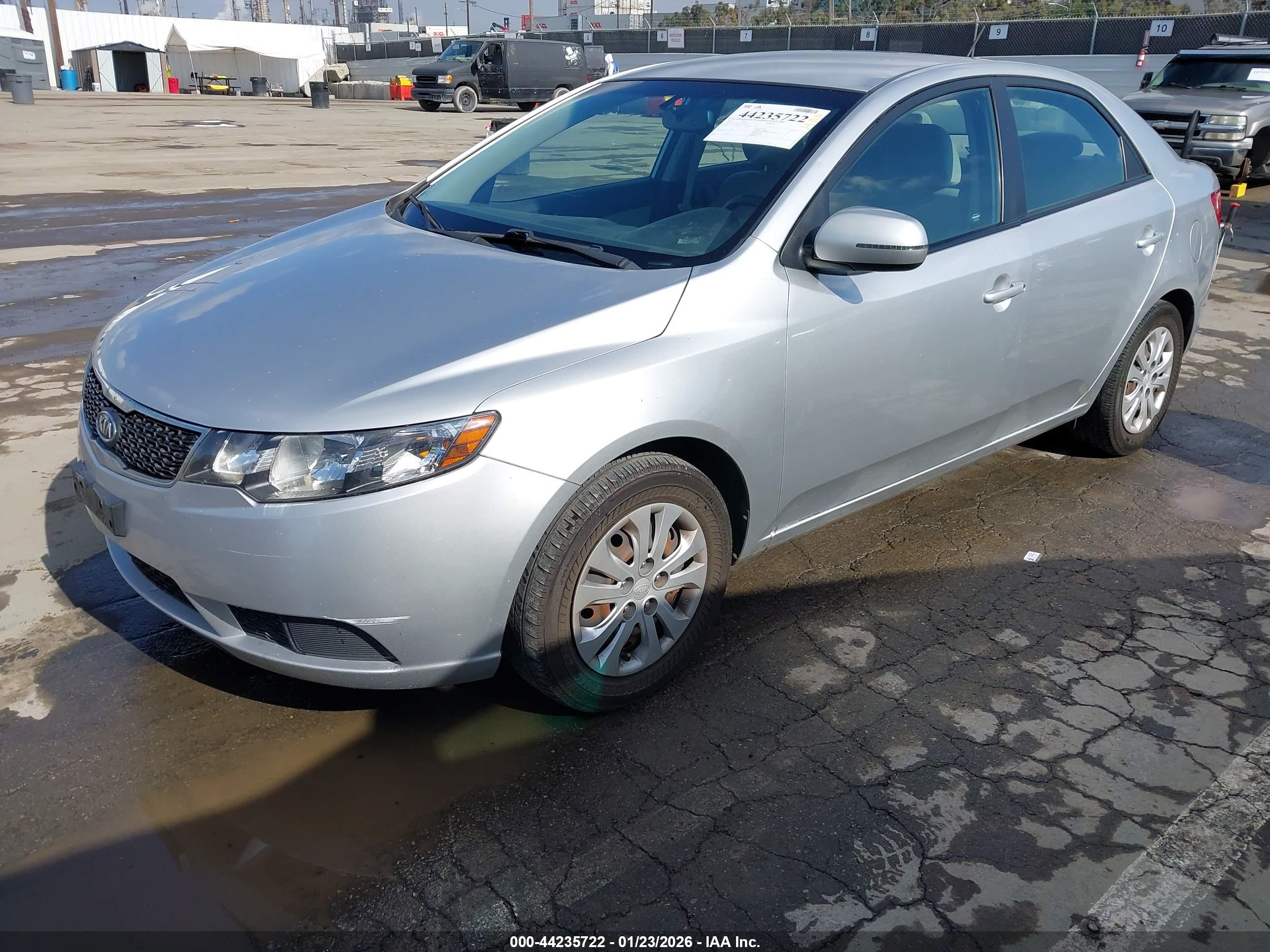KIA FORTE image 2