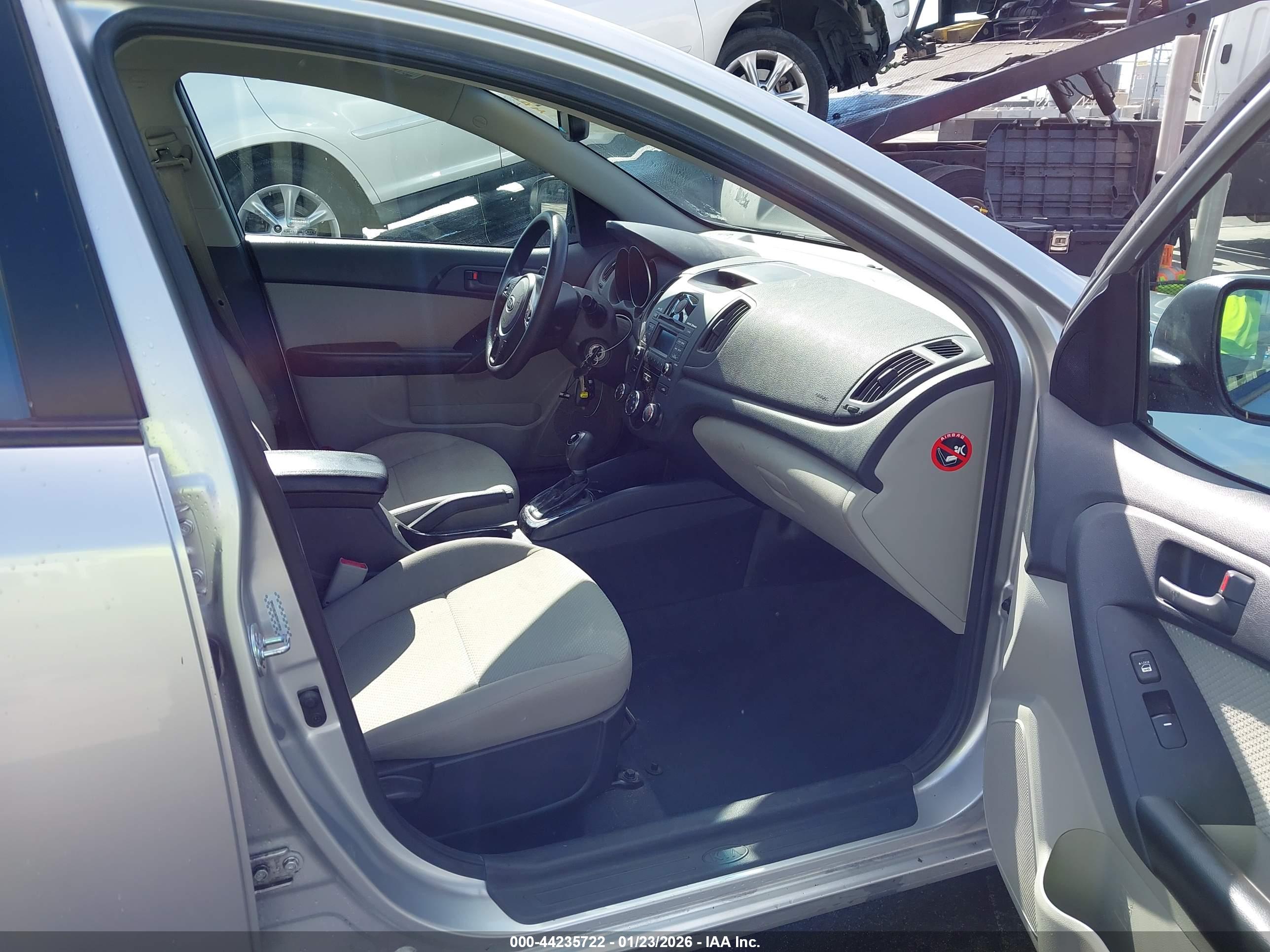KIA FORTE image 5