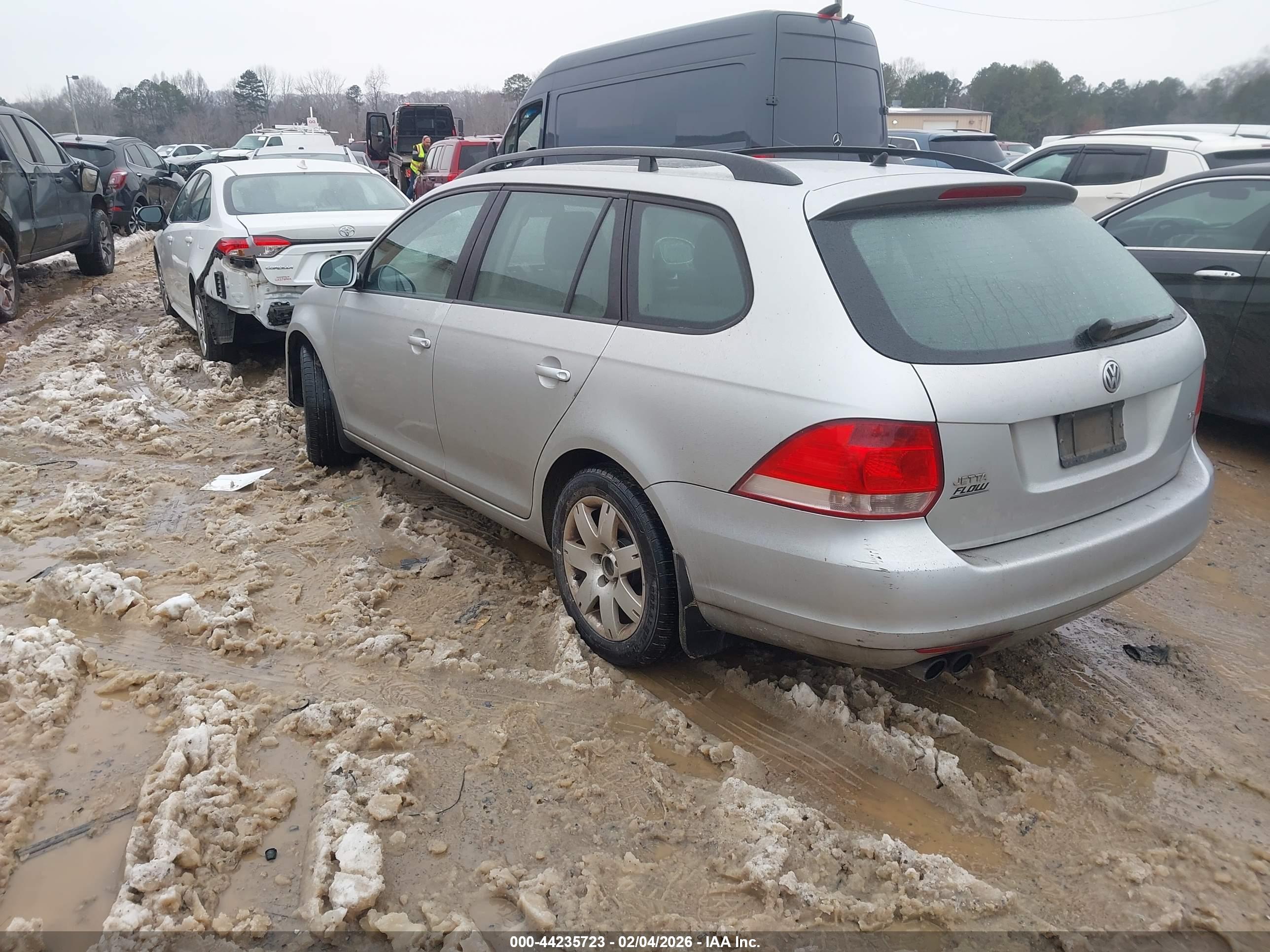 VOLKSWAGEN JETTA image 3