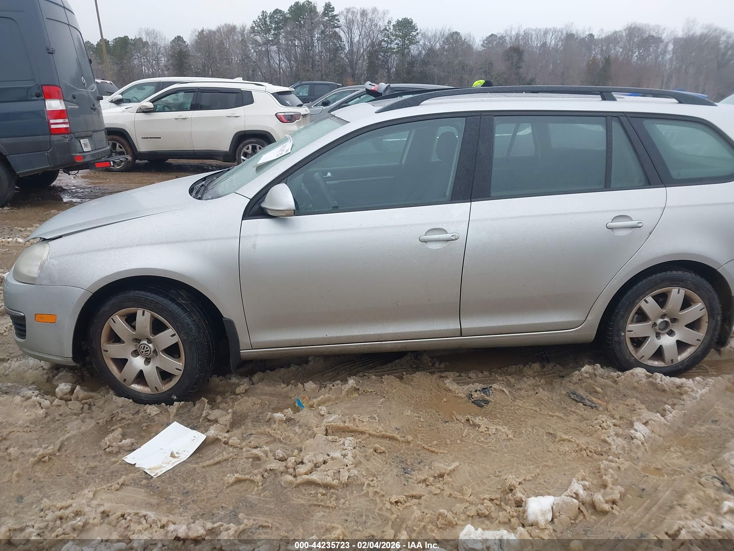 VOLKSWAGEN JETTA image 6
