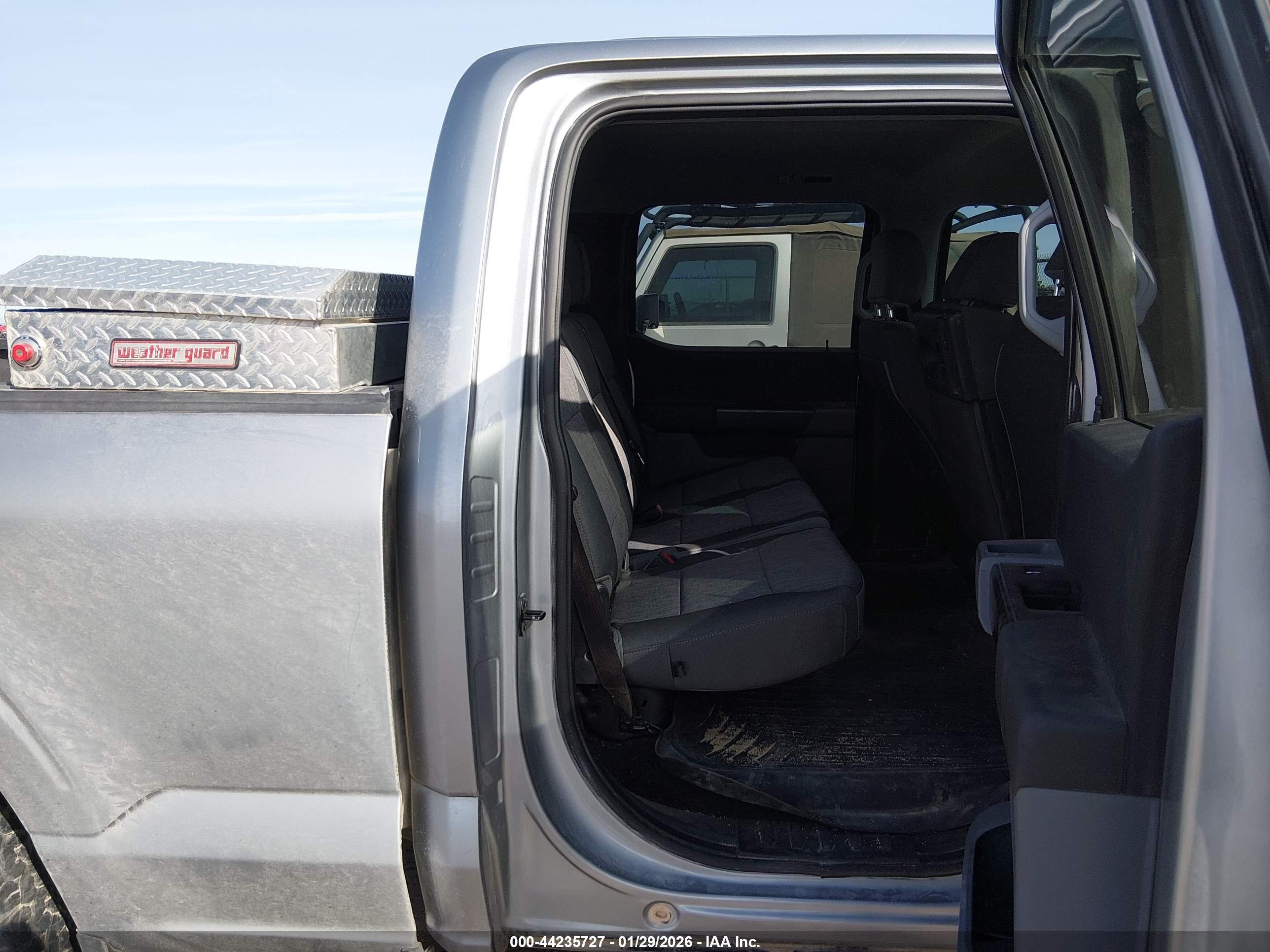 FORD F-150 image 8