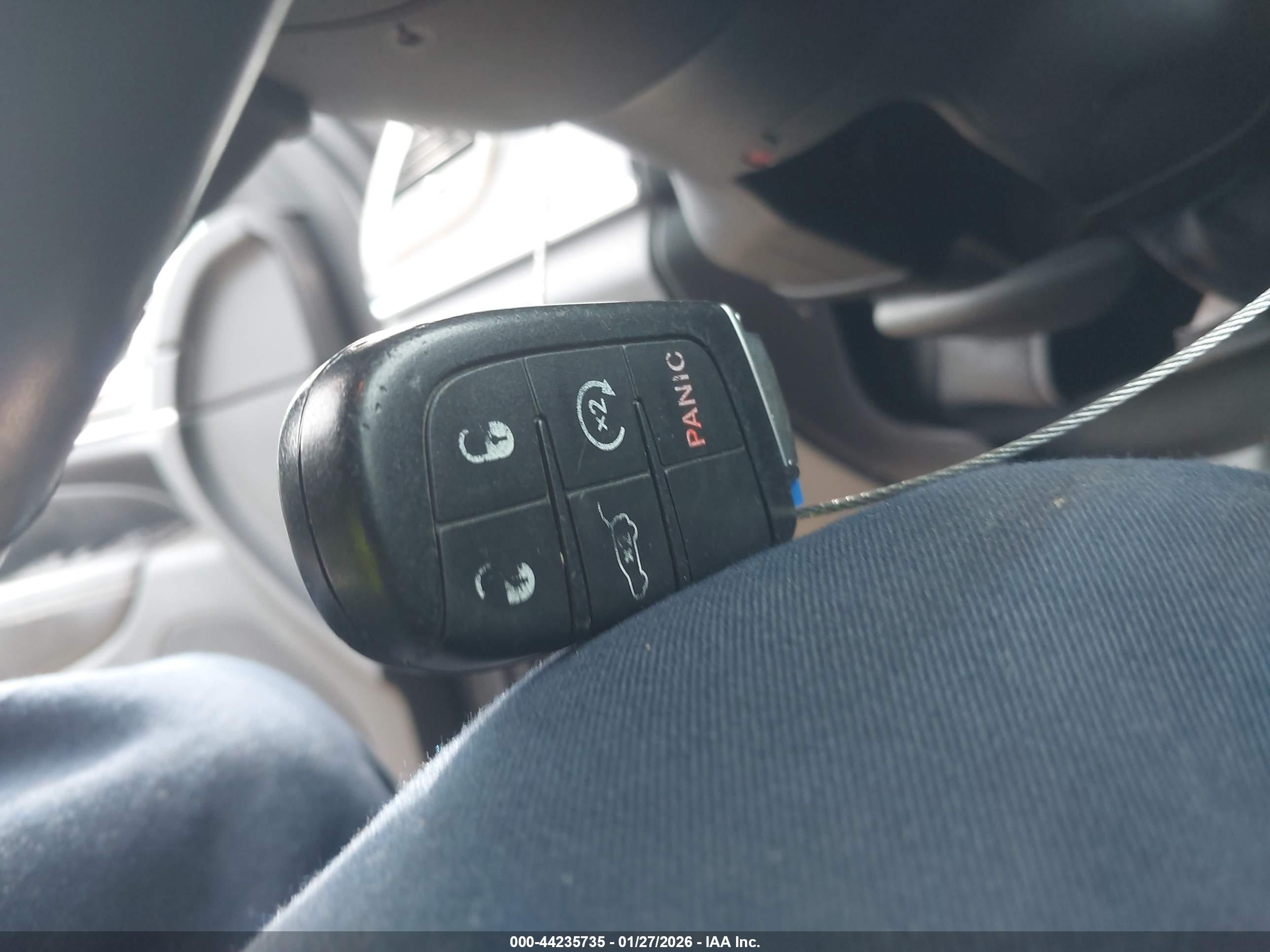 JEEP GRAND image 11
