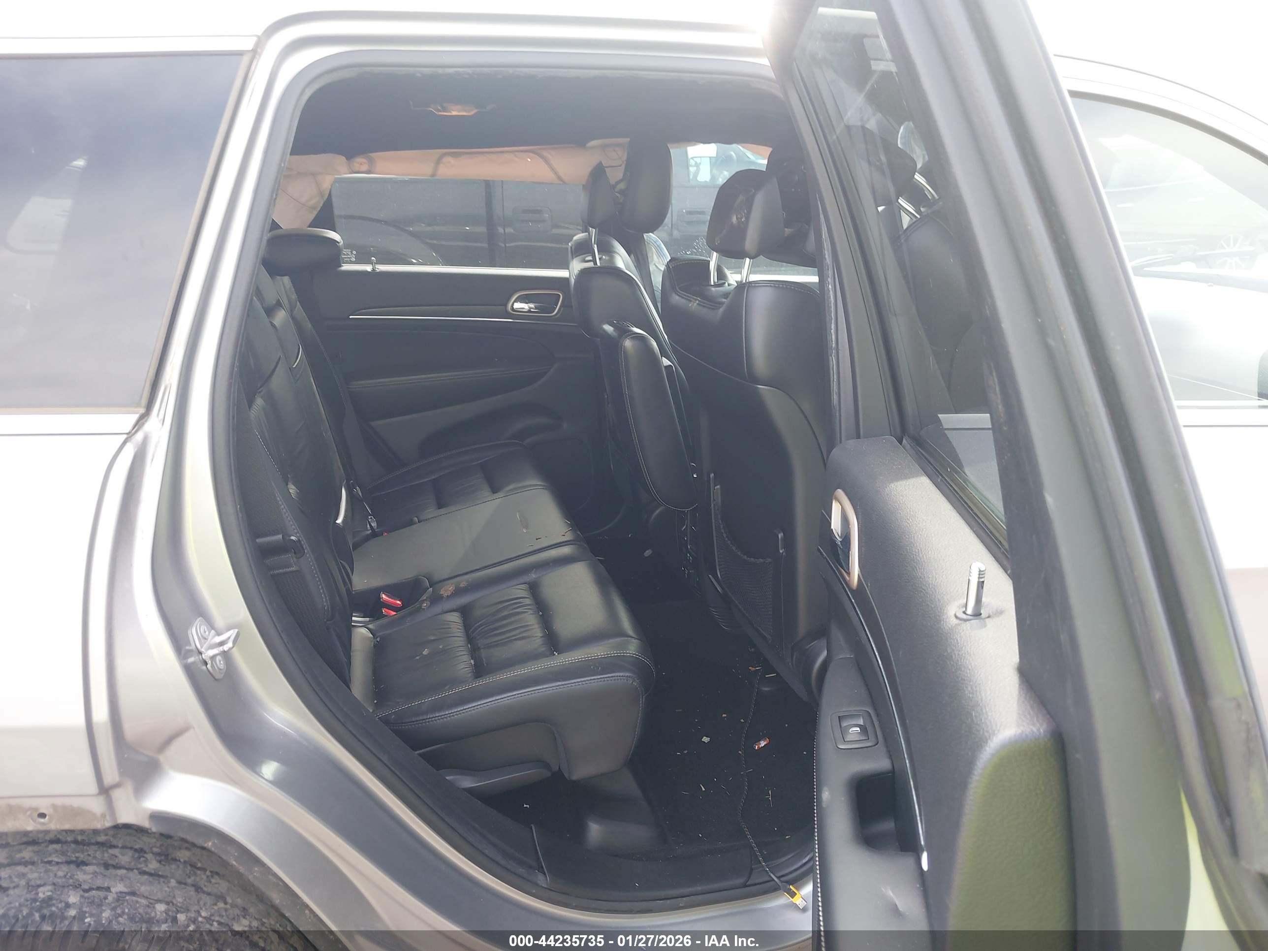 JEEP GRAND image 8