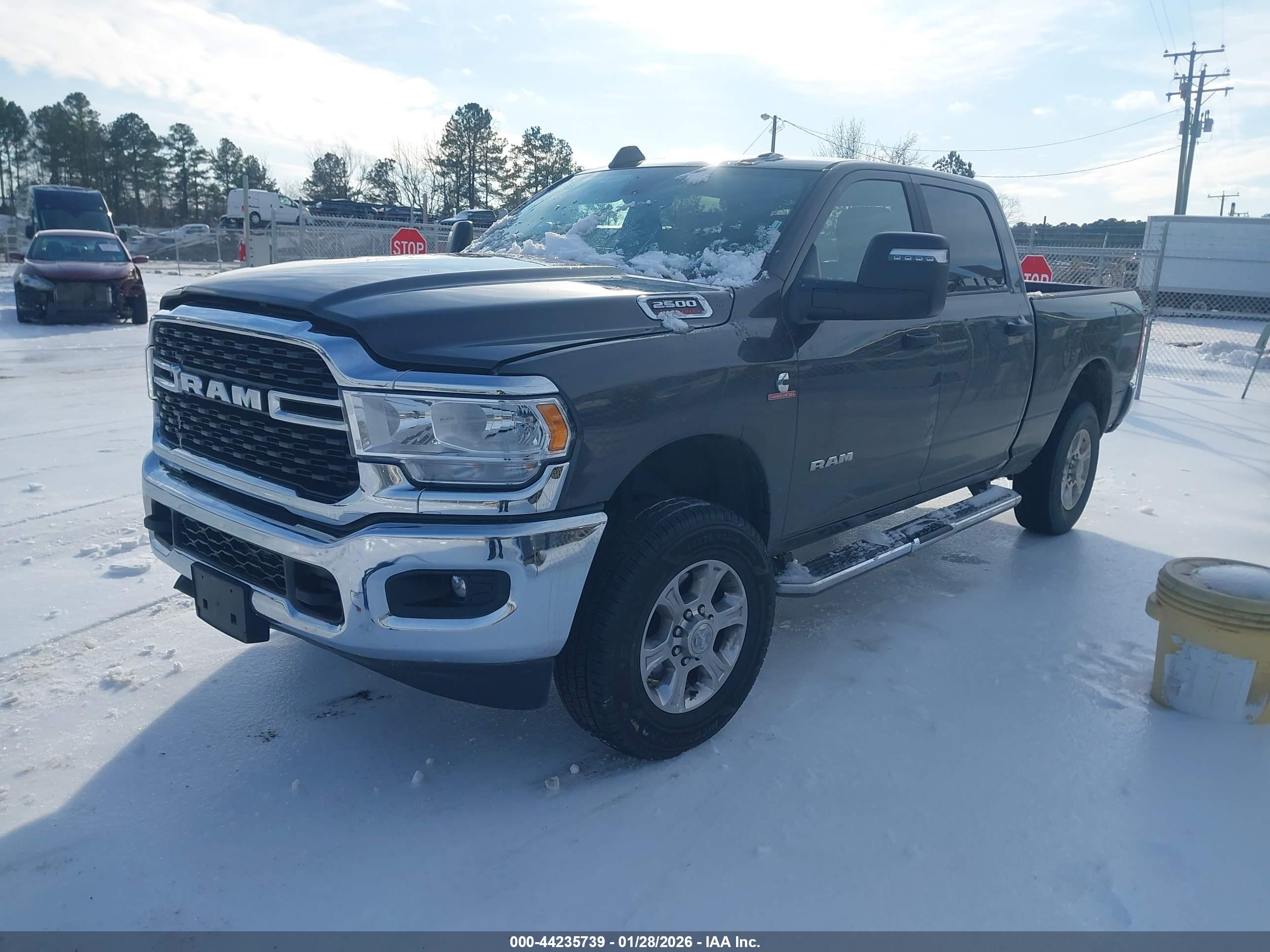 RAM 2500 image 2