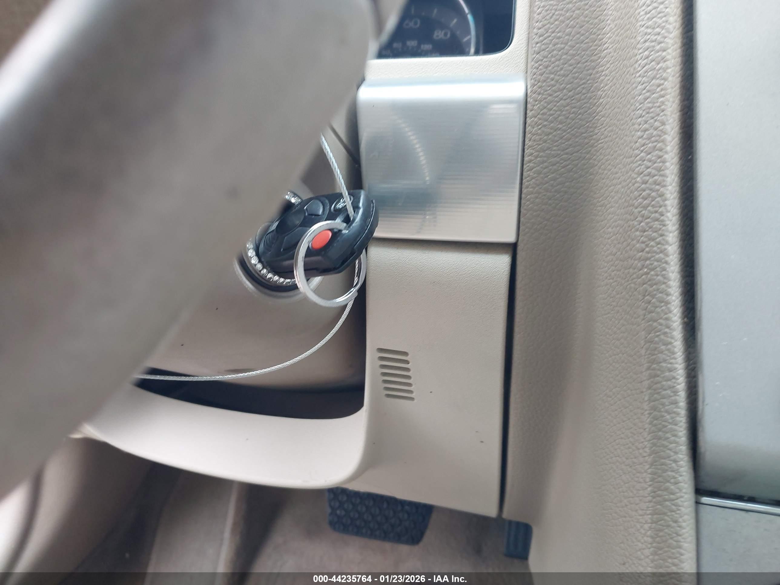 LINCOLN MKZ image 11