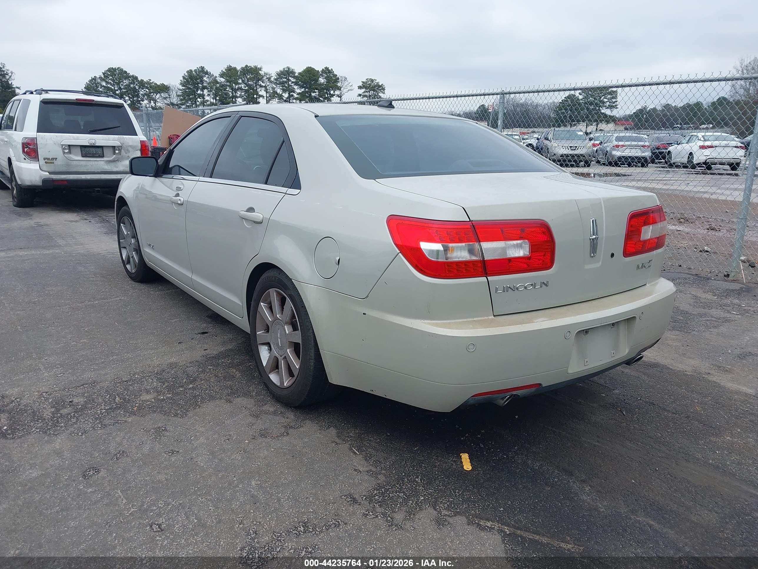 LINCOLN MKZ image 3