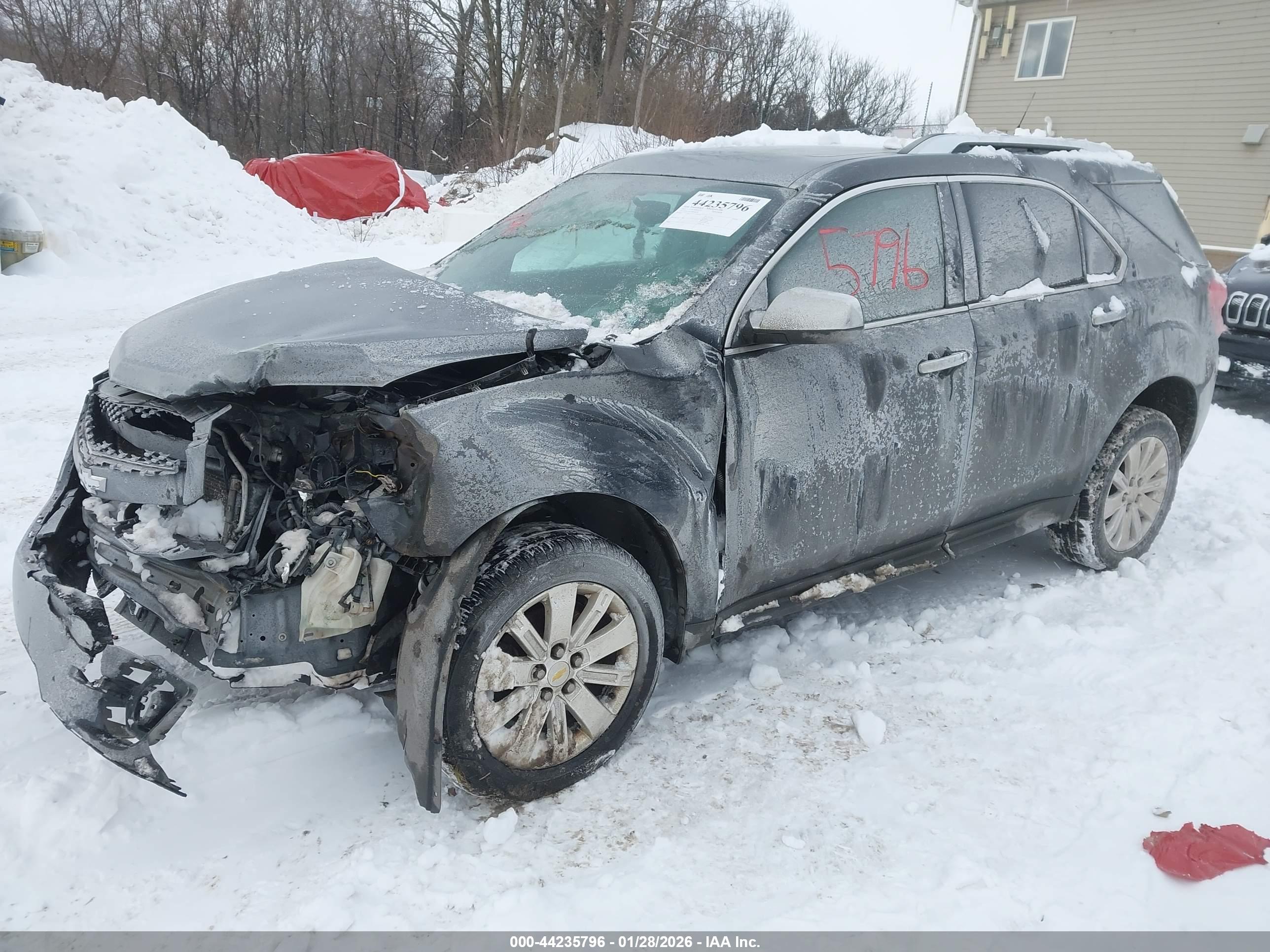 CHEVROLET EQUINOX image 2