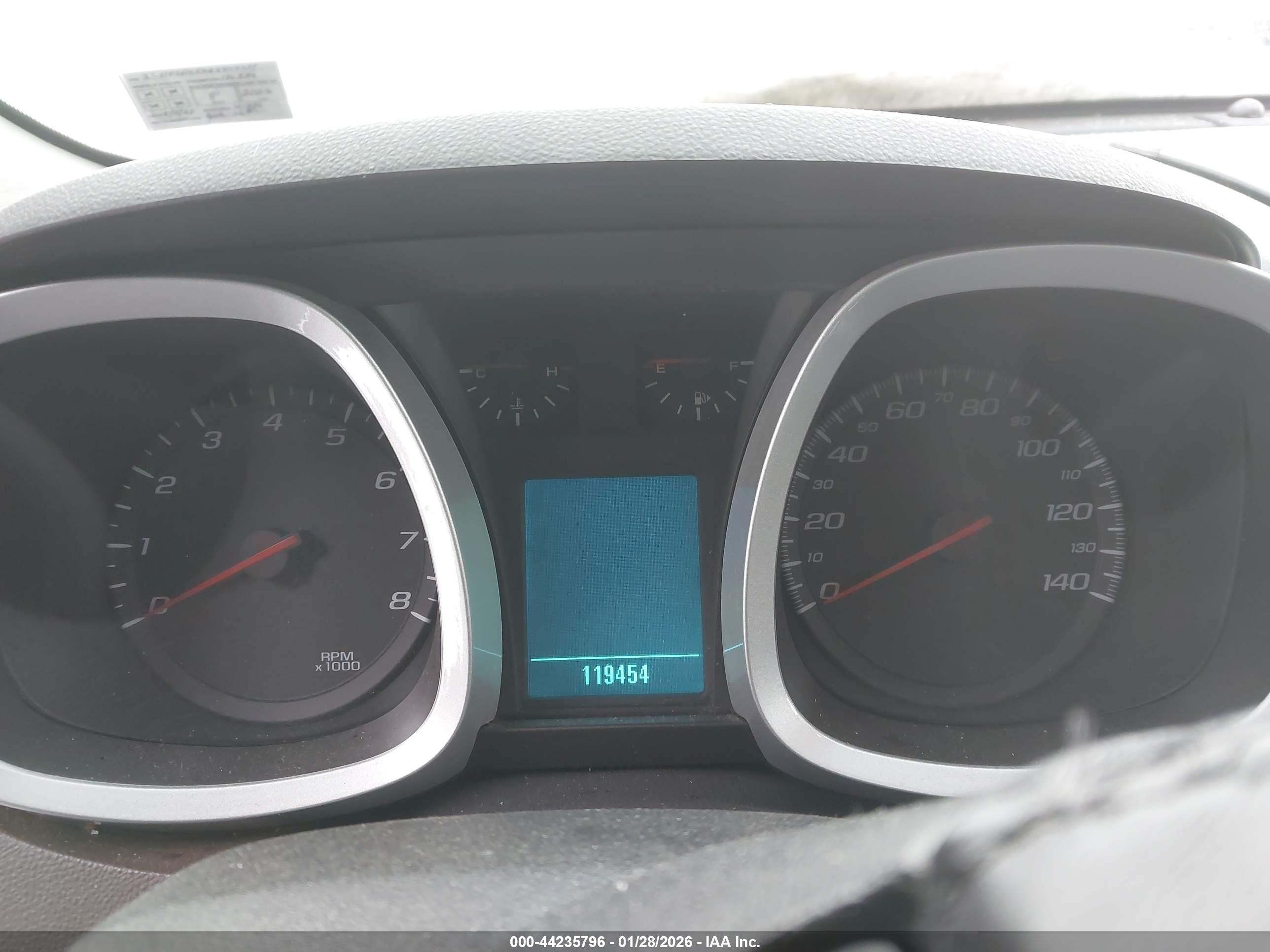 CHEVROLET EQUINOX image 7