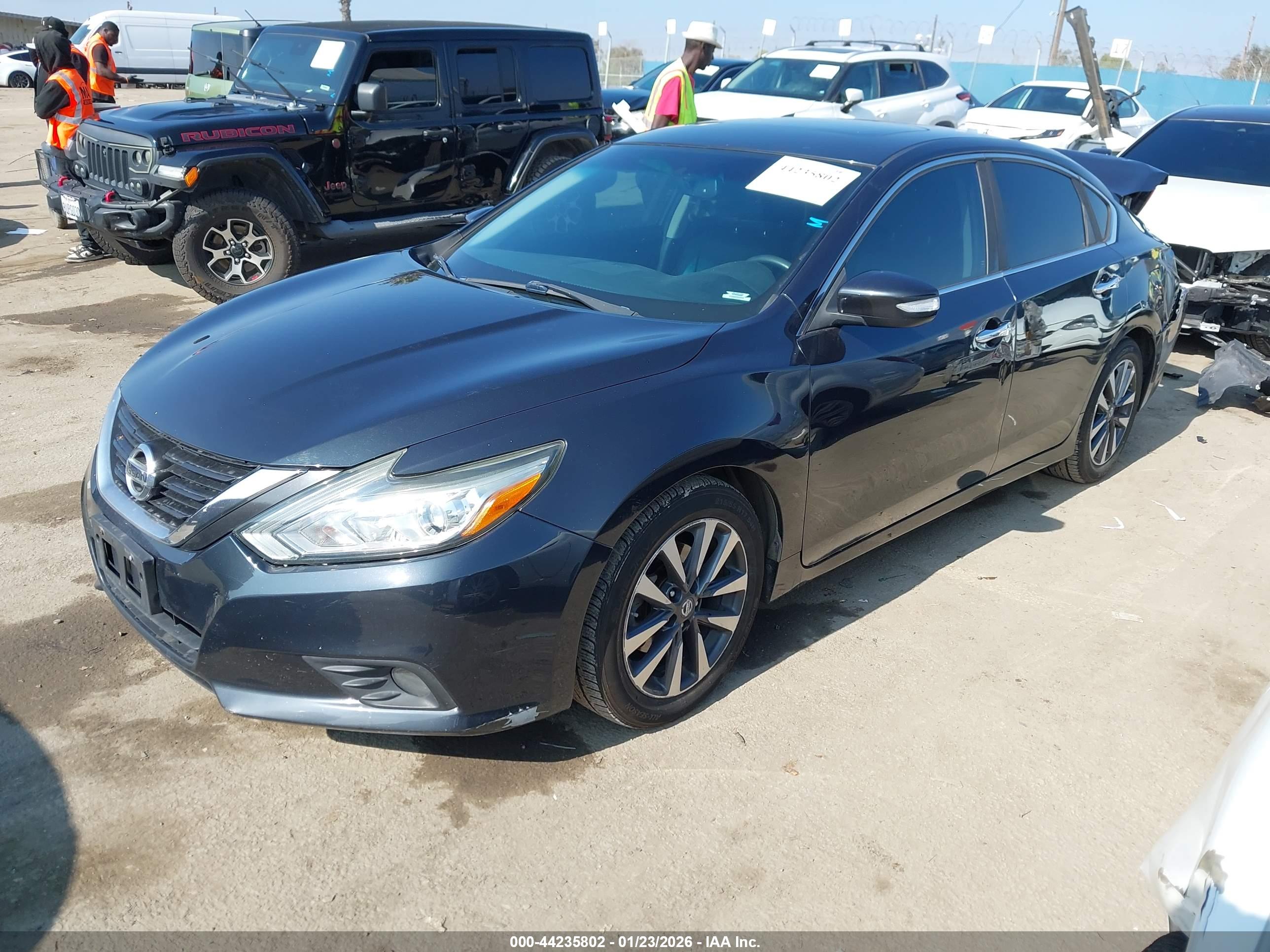 NISSAN ALTIMA image 2