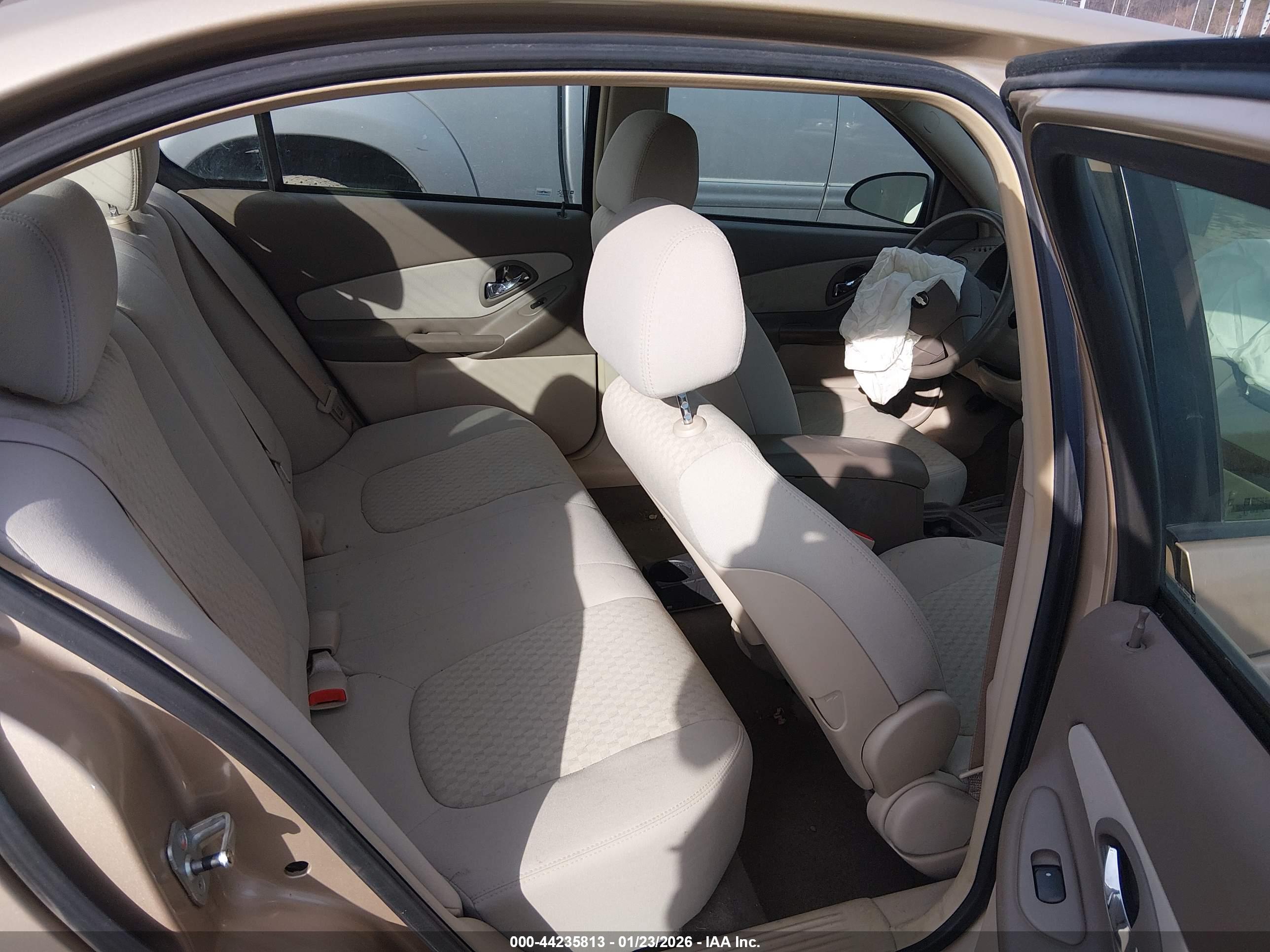 CHEVROLET MALIBU image 8