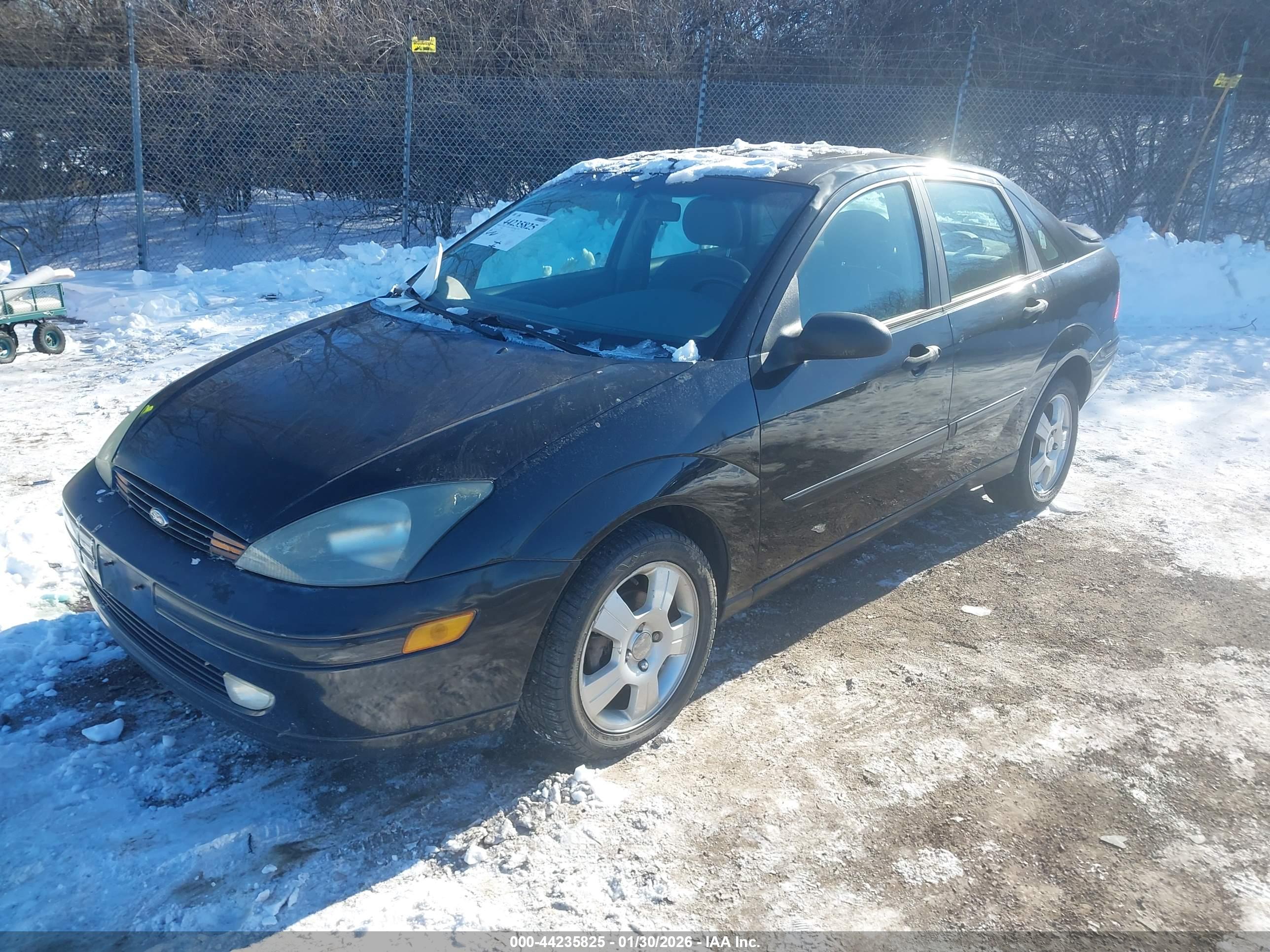FORD FOCUS image 2