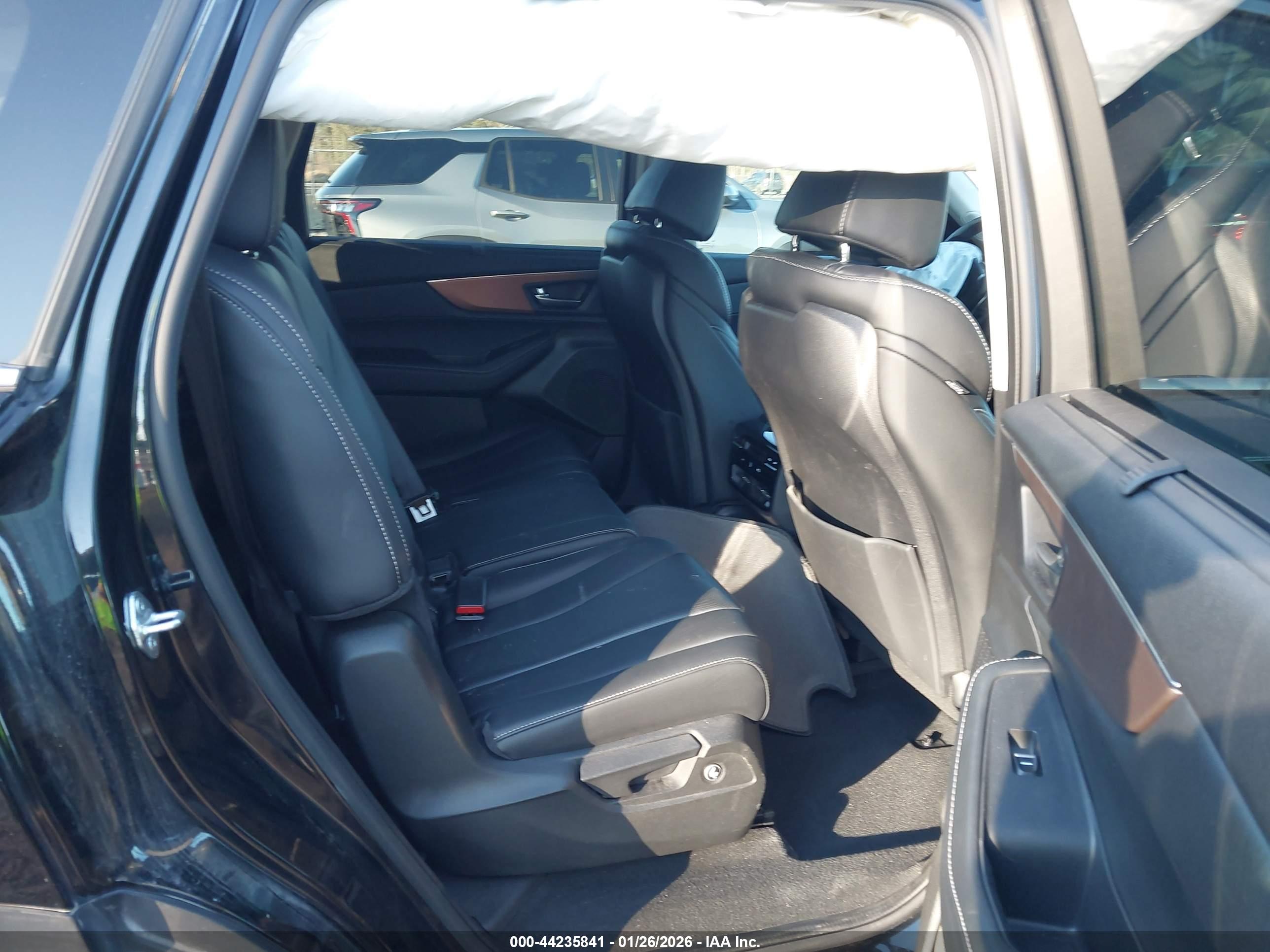 ACURA MDX image 8