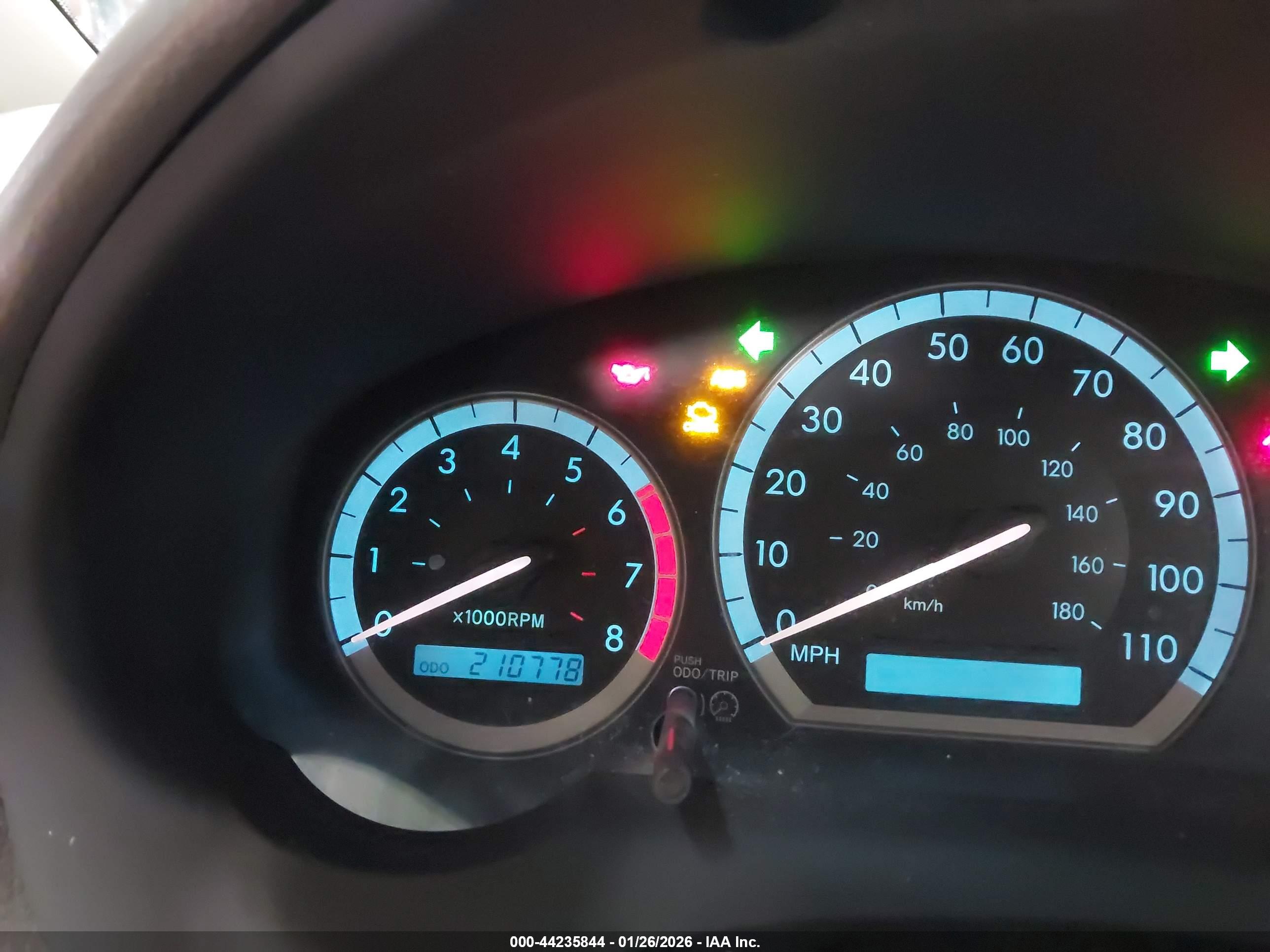 TOYOTA SIENNA image 7