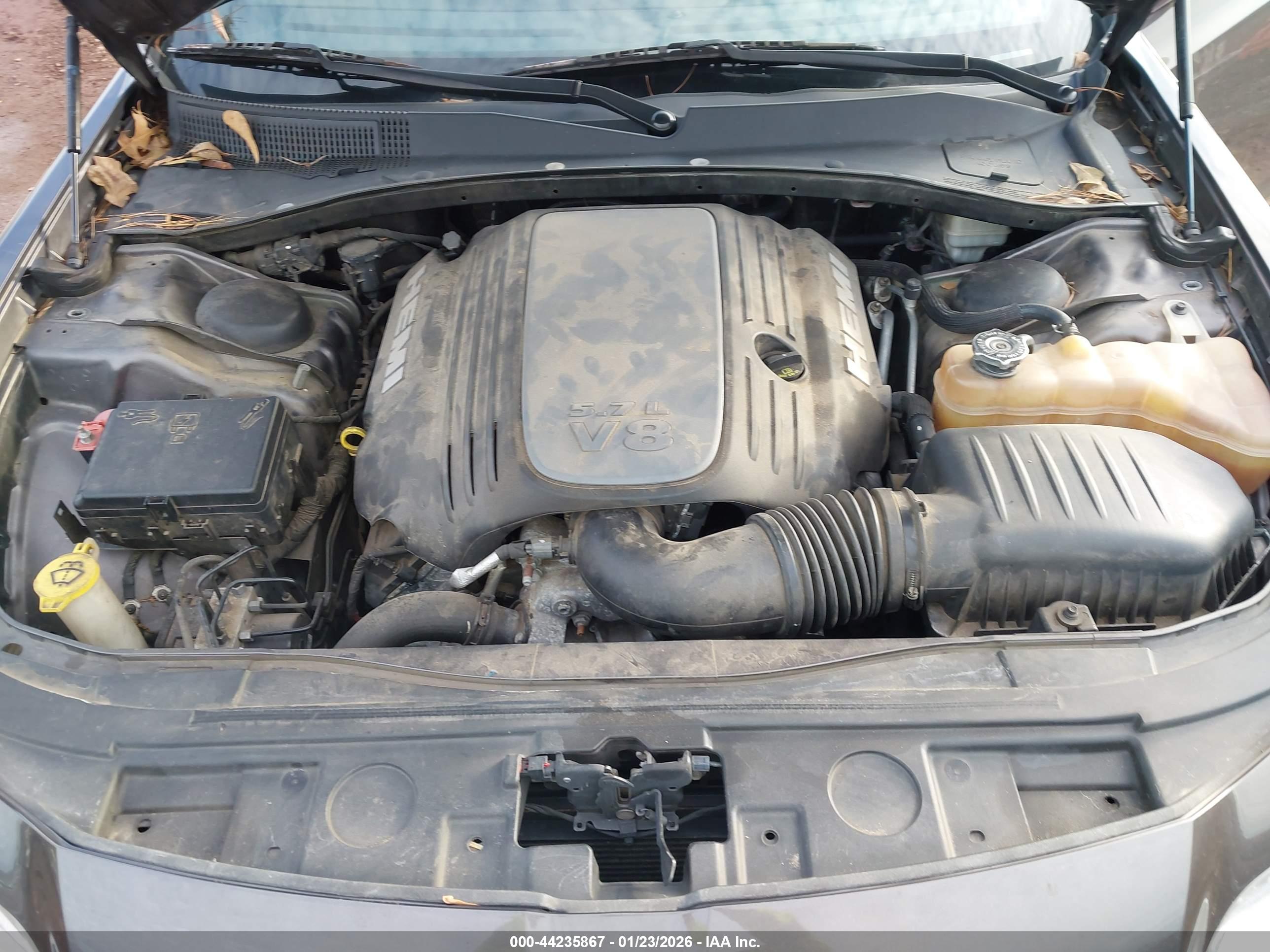 CHRYSLER 300C image 10