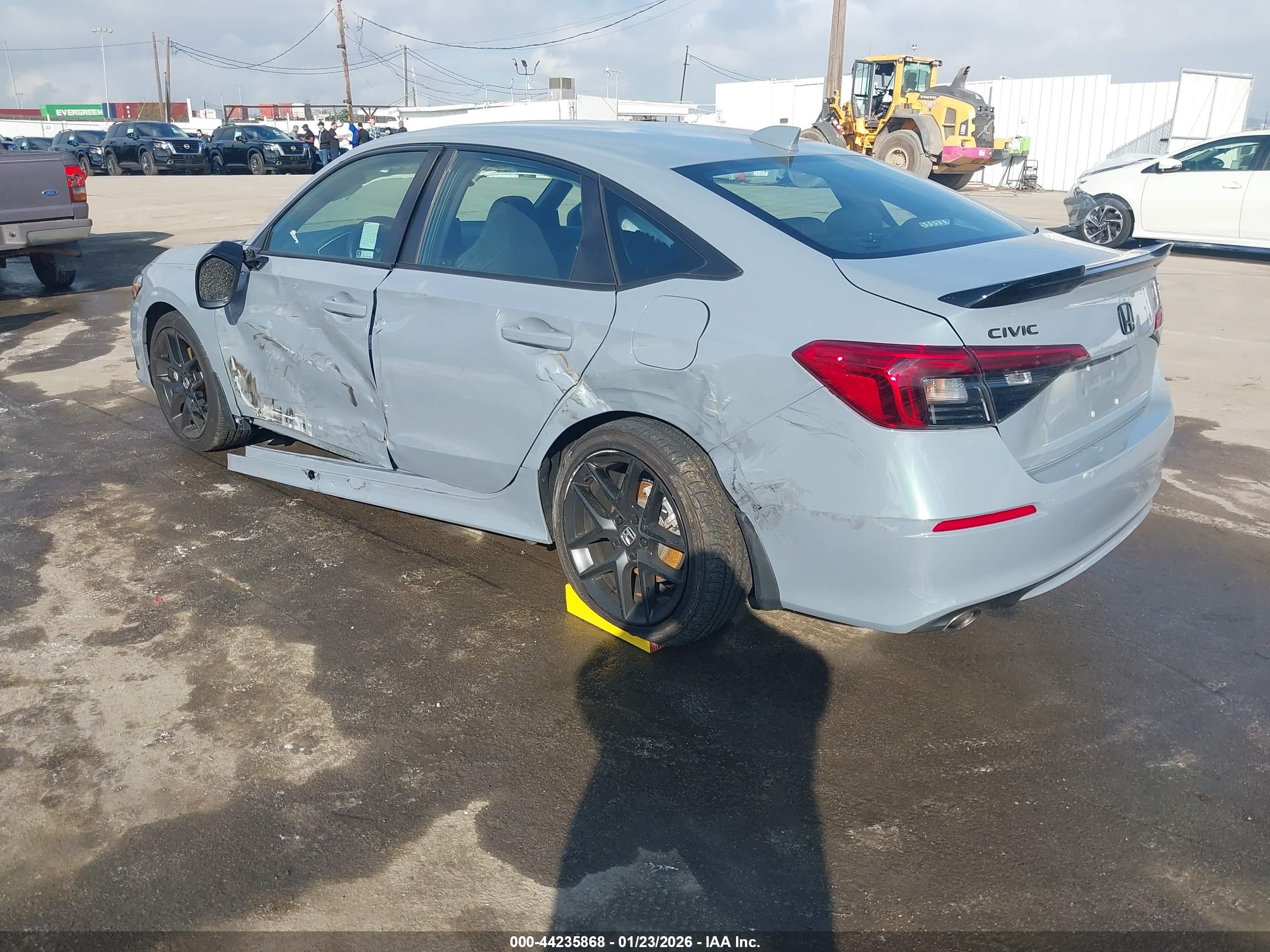 HONDA CIVIC image 3