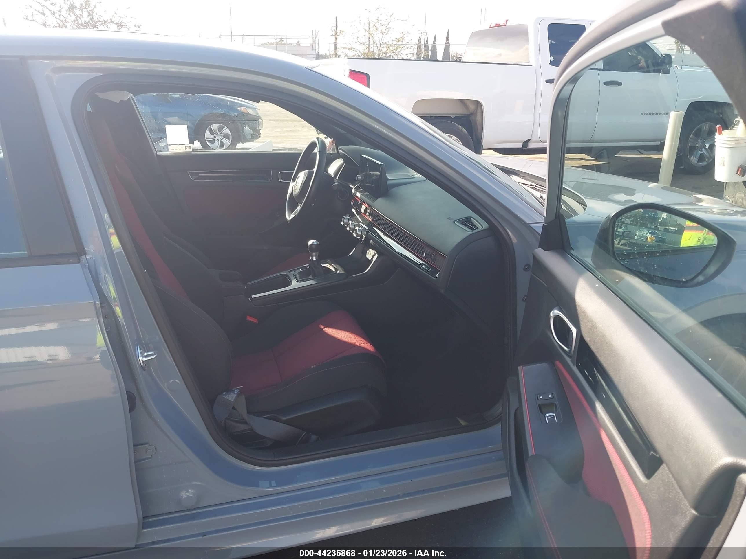 HONDA CIVIC image 5