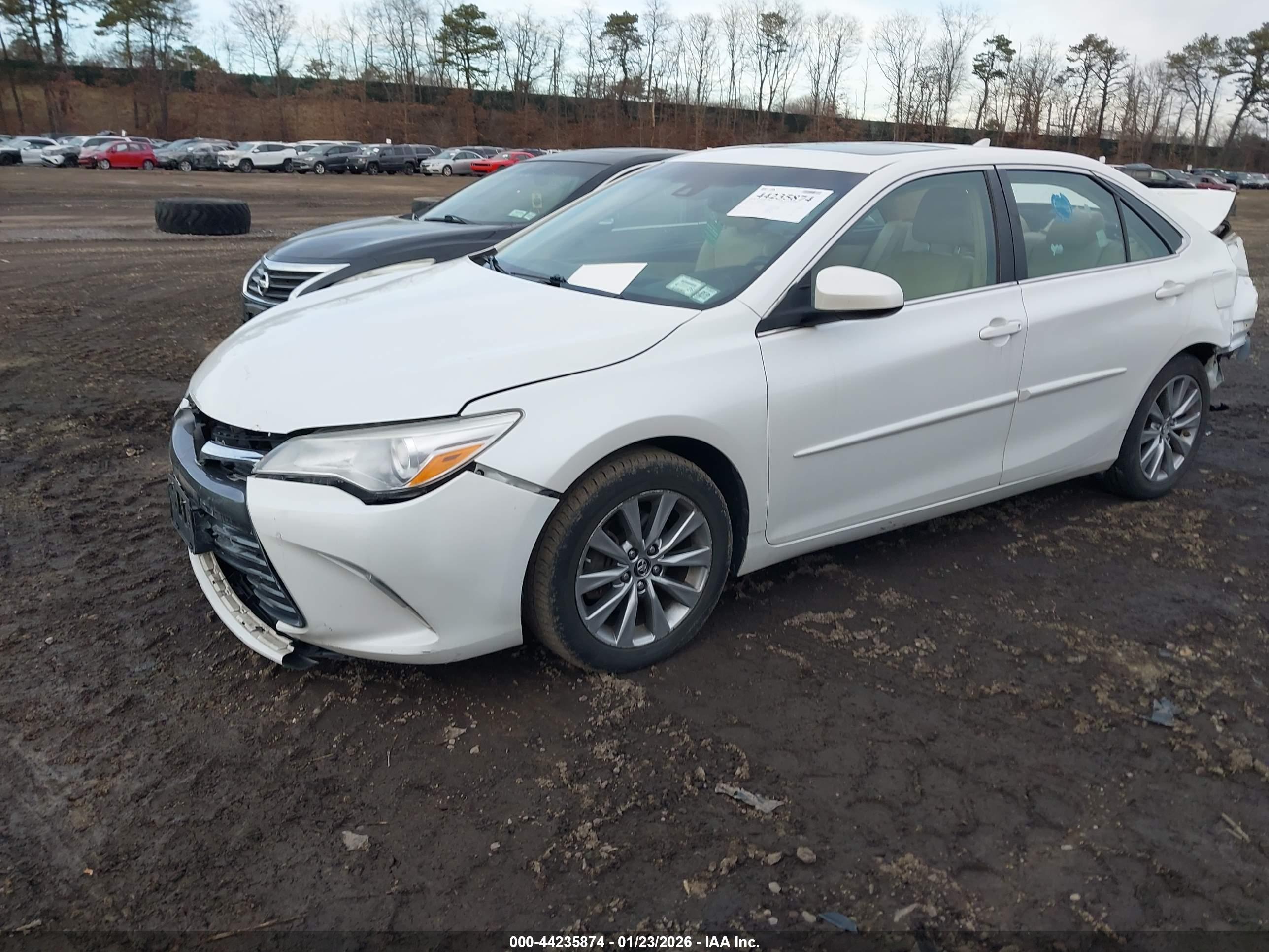 TOYOTA CAMRY image 2
