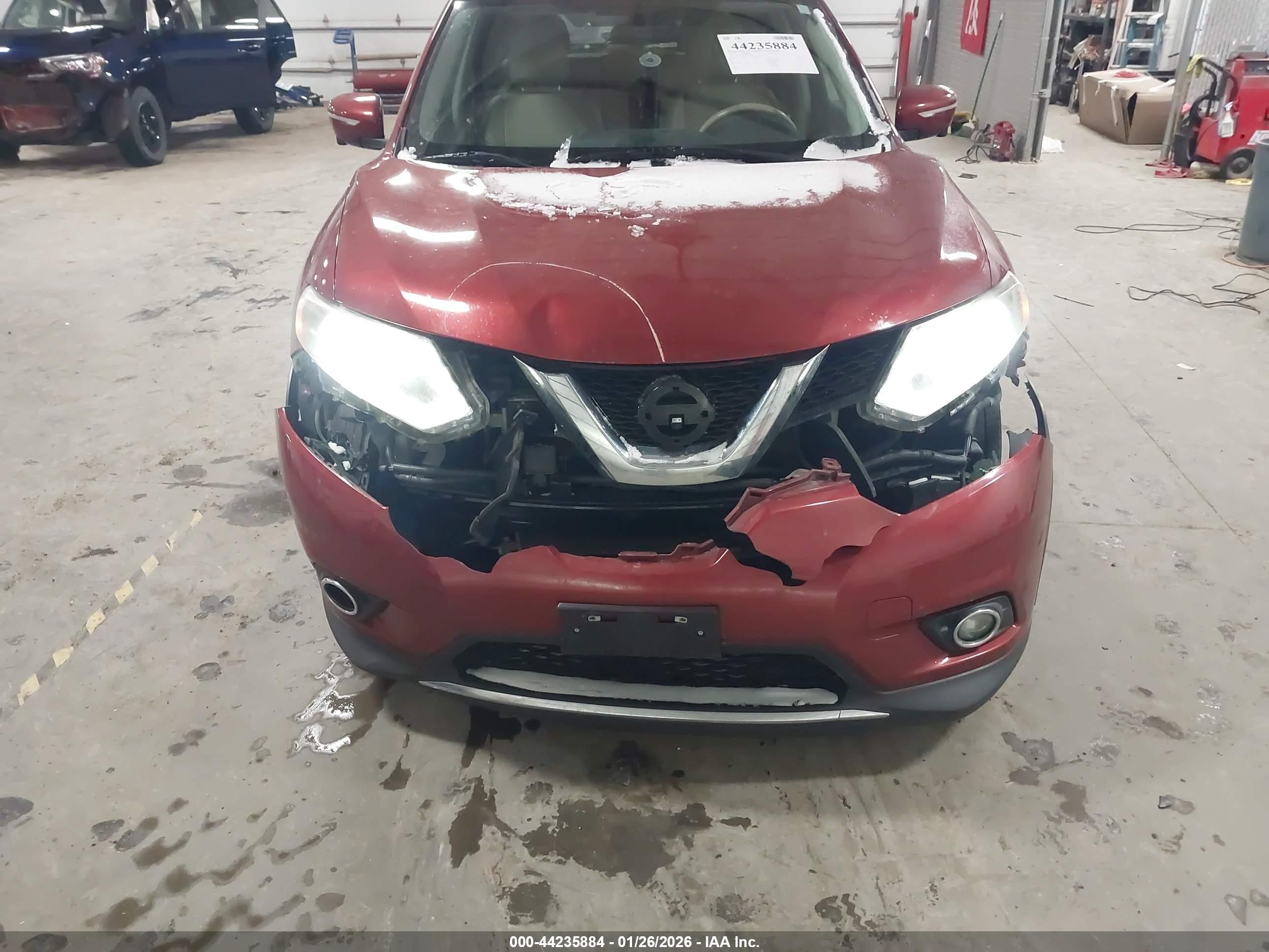 NISSAN ROGUE image 6