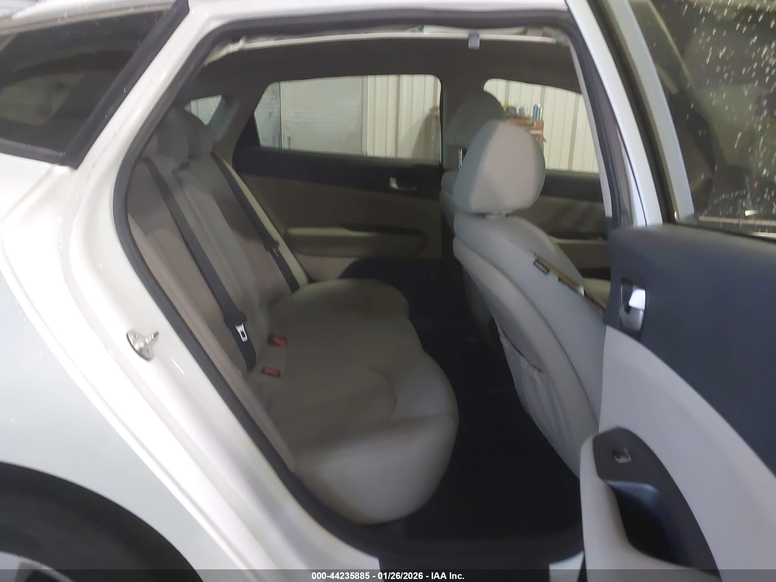 KIA OPTIMA image 8