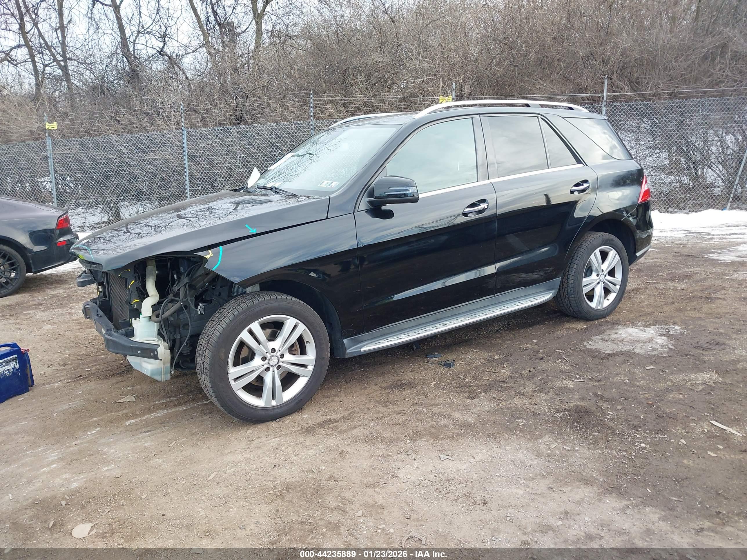 MERCEDES-BENZ ML image 2