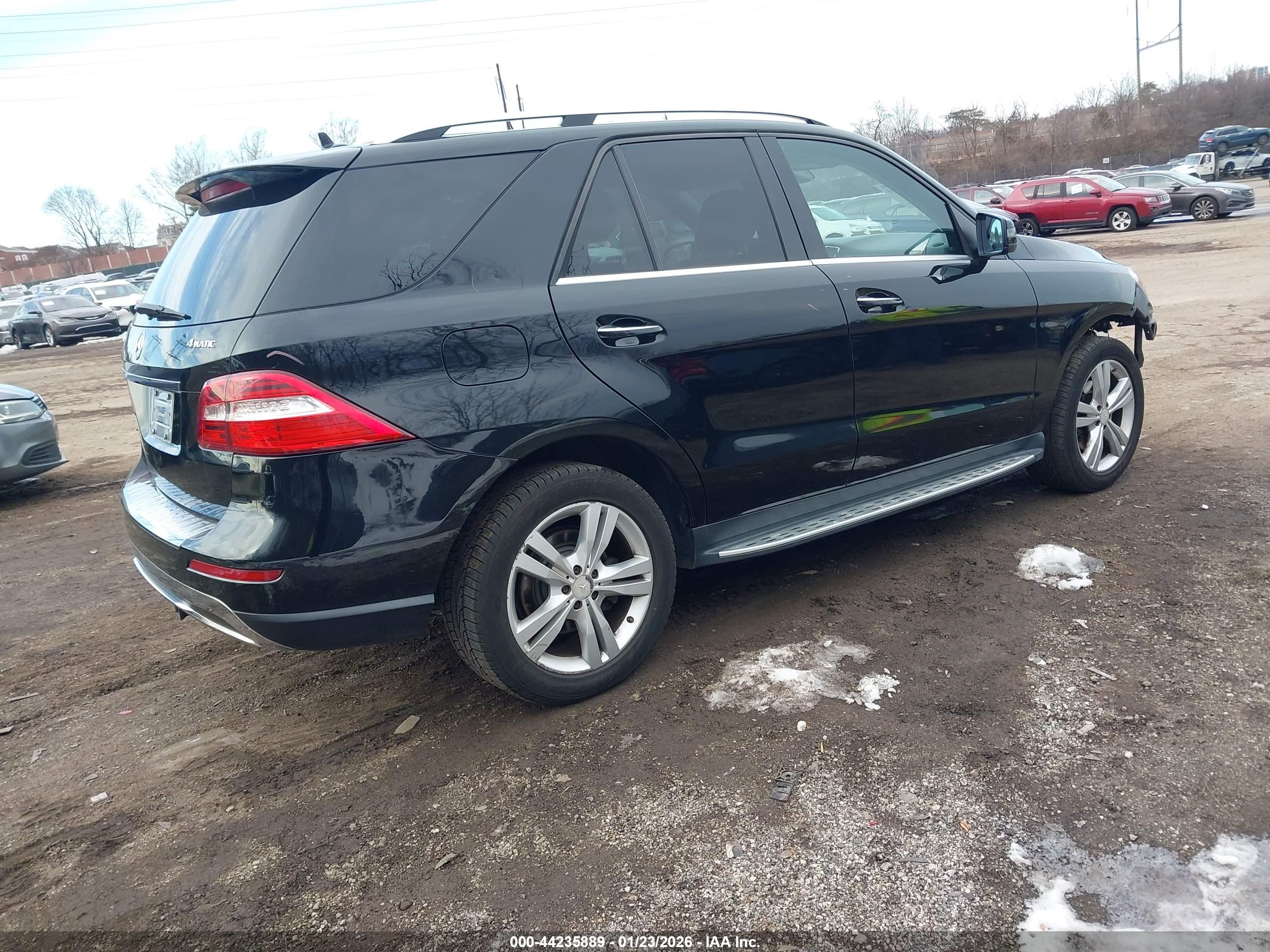 MERCEDES-BENZ ML image 4