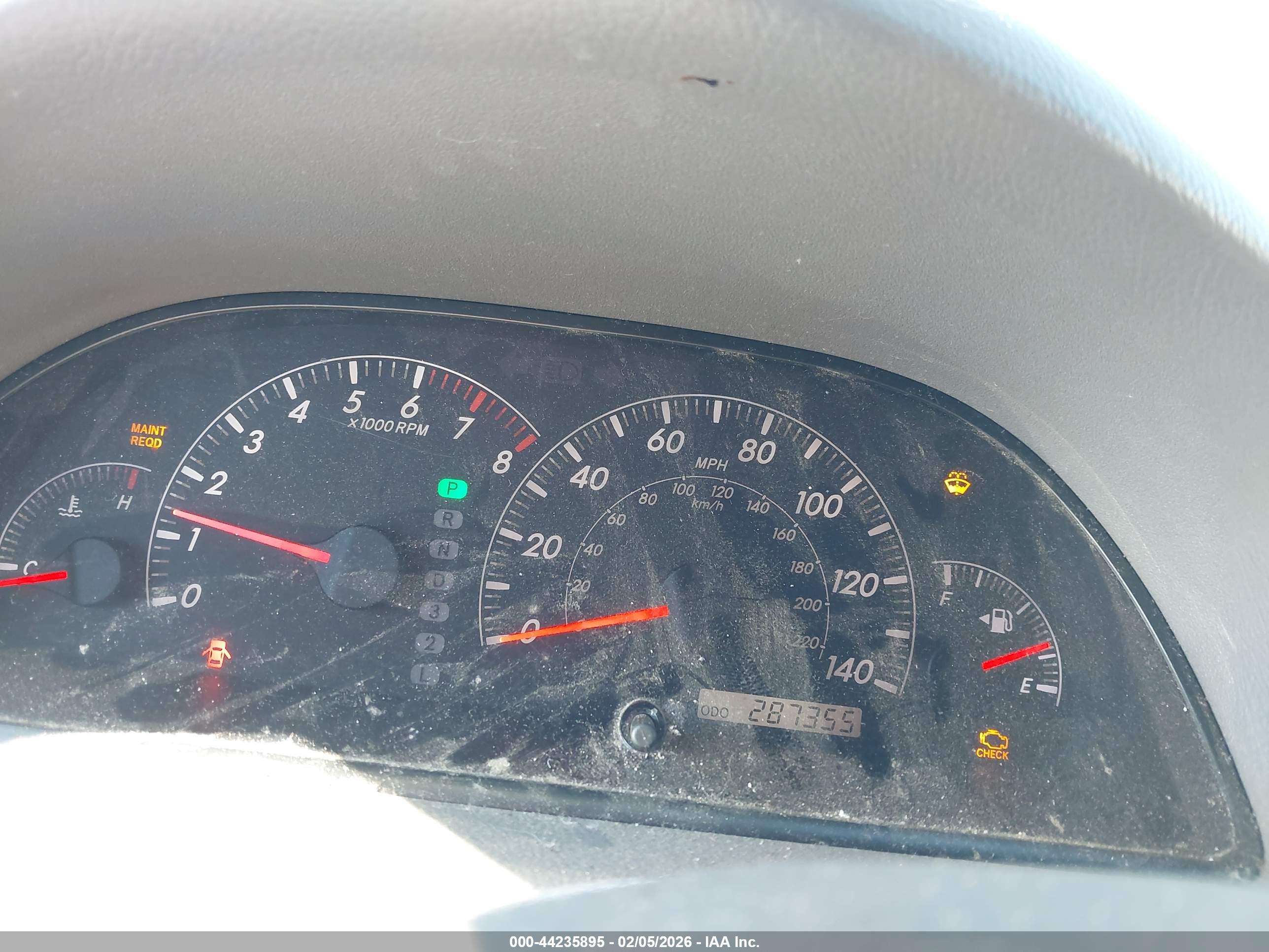 TOYOTA CAMRY image 7