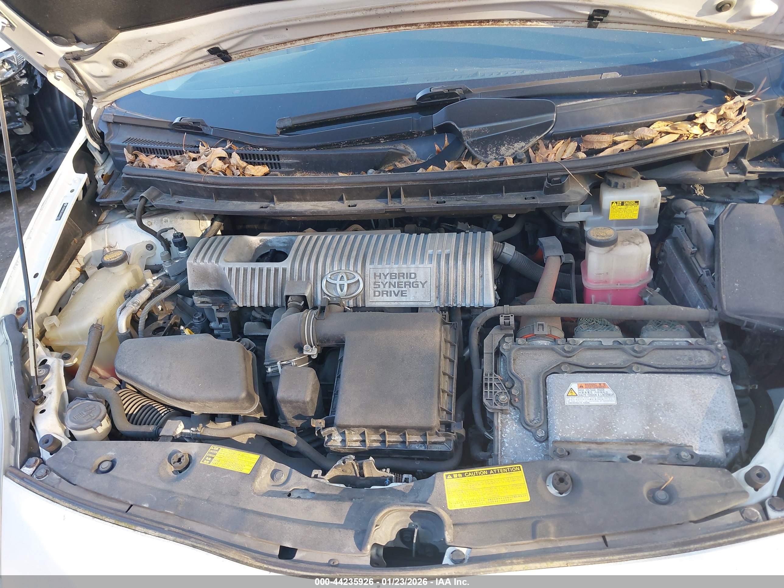 TOYOTA PRIUS image 10