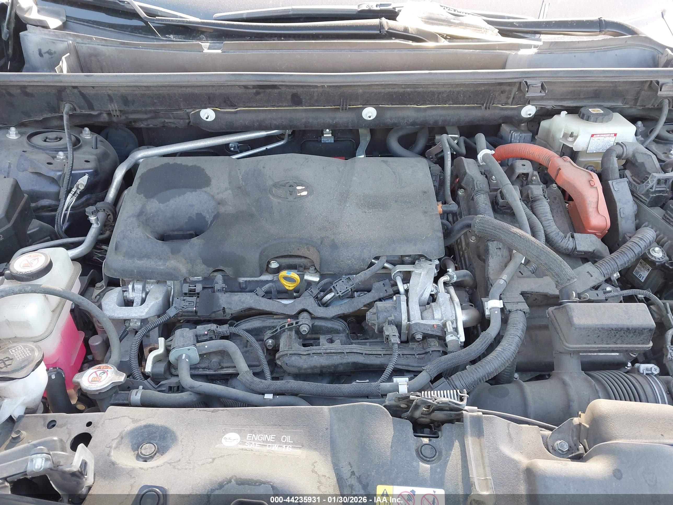 TOYOTA RAV4 image 10