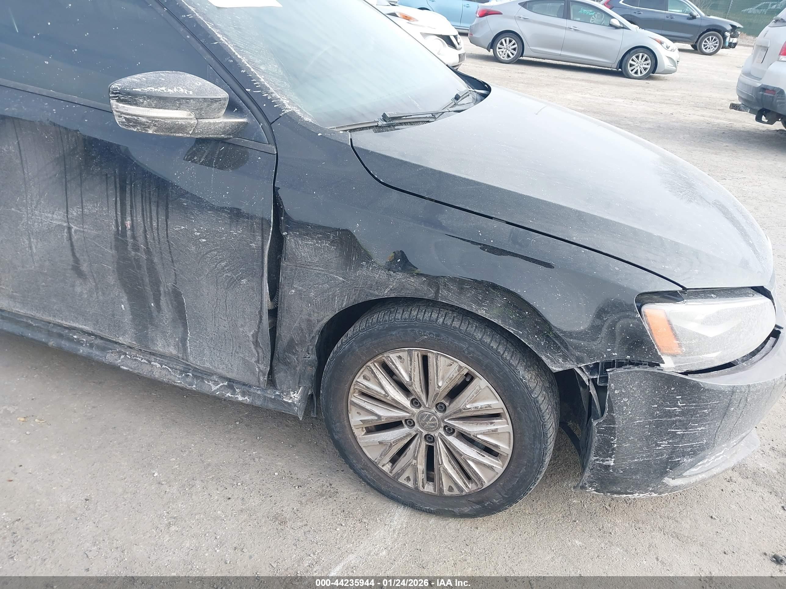 VOLKSWAGEN JETTA image 6