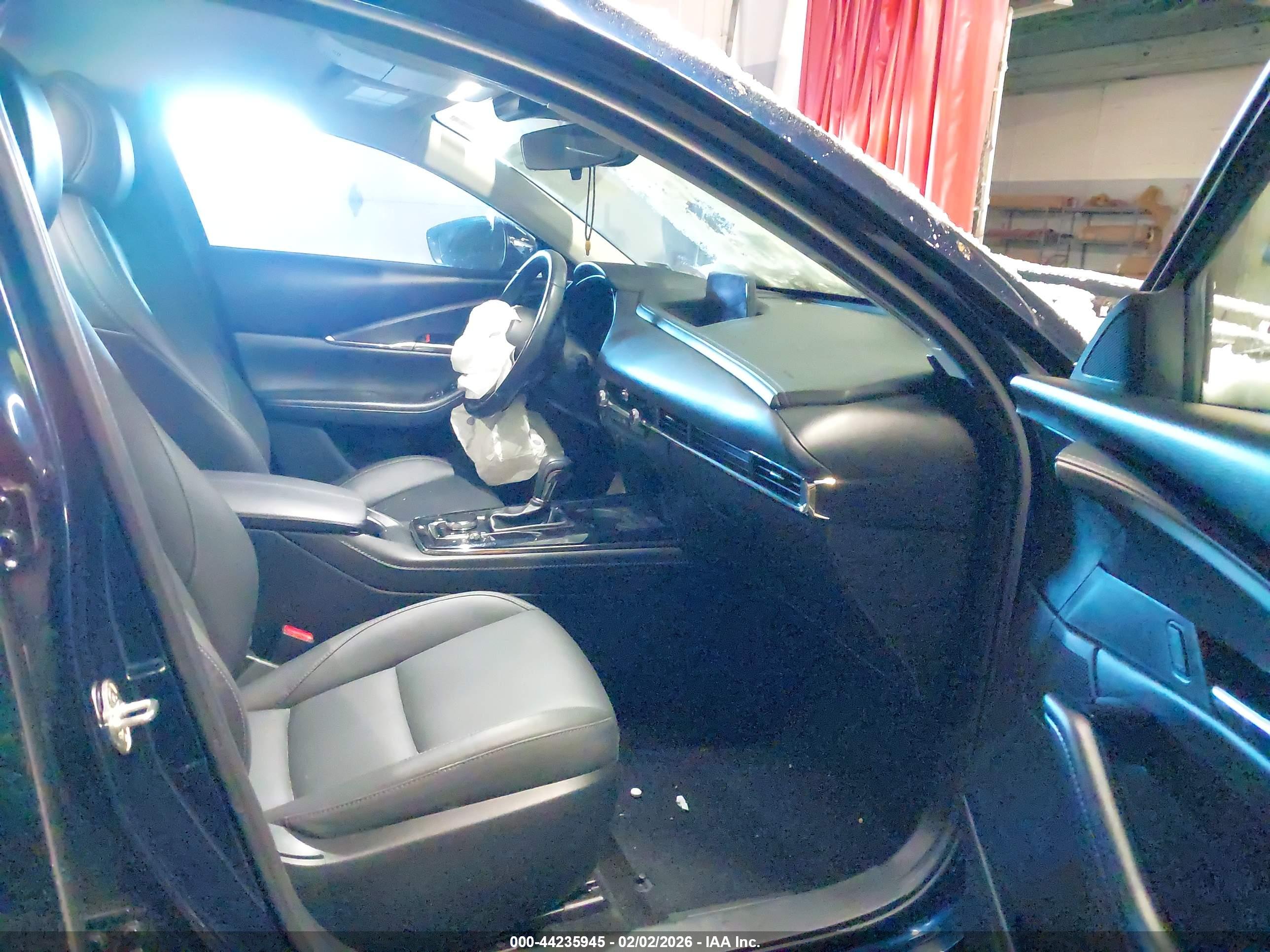 MAZDA CX-30 image 5