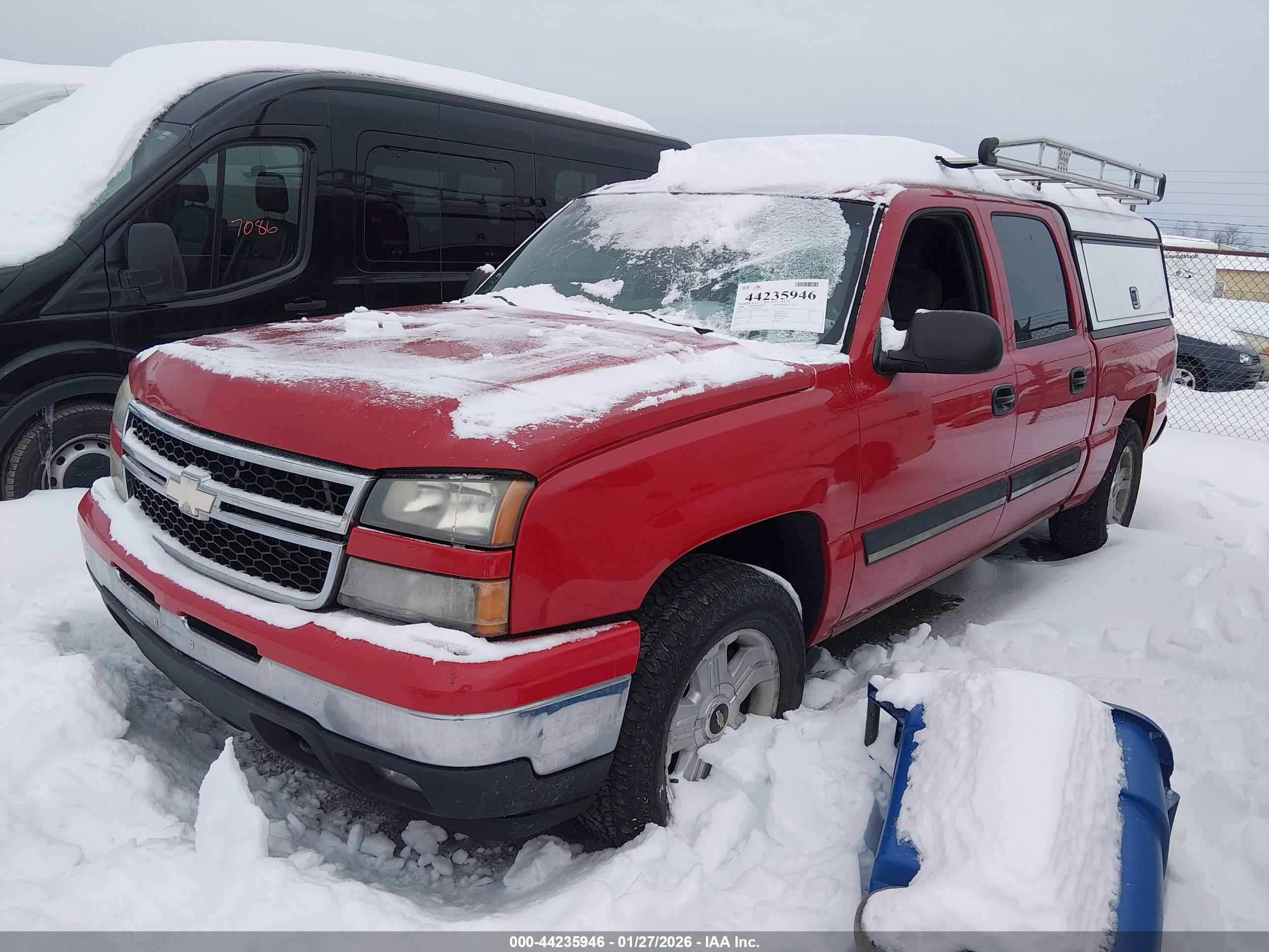 CHEVROLET SILVERADO image 2