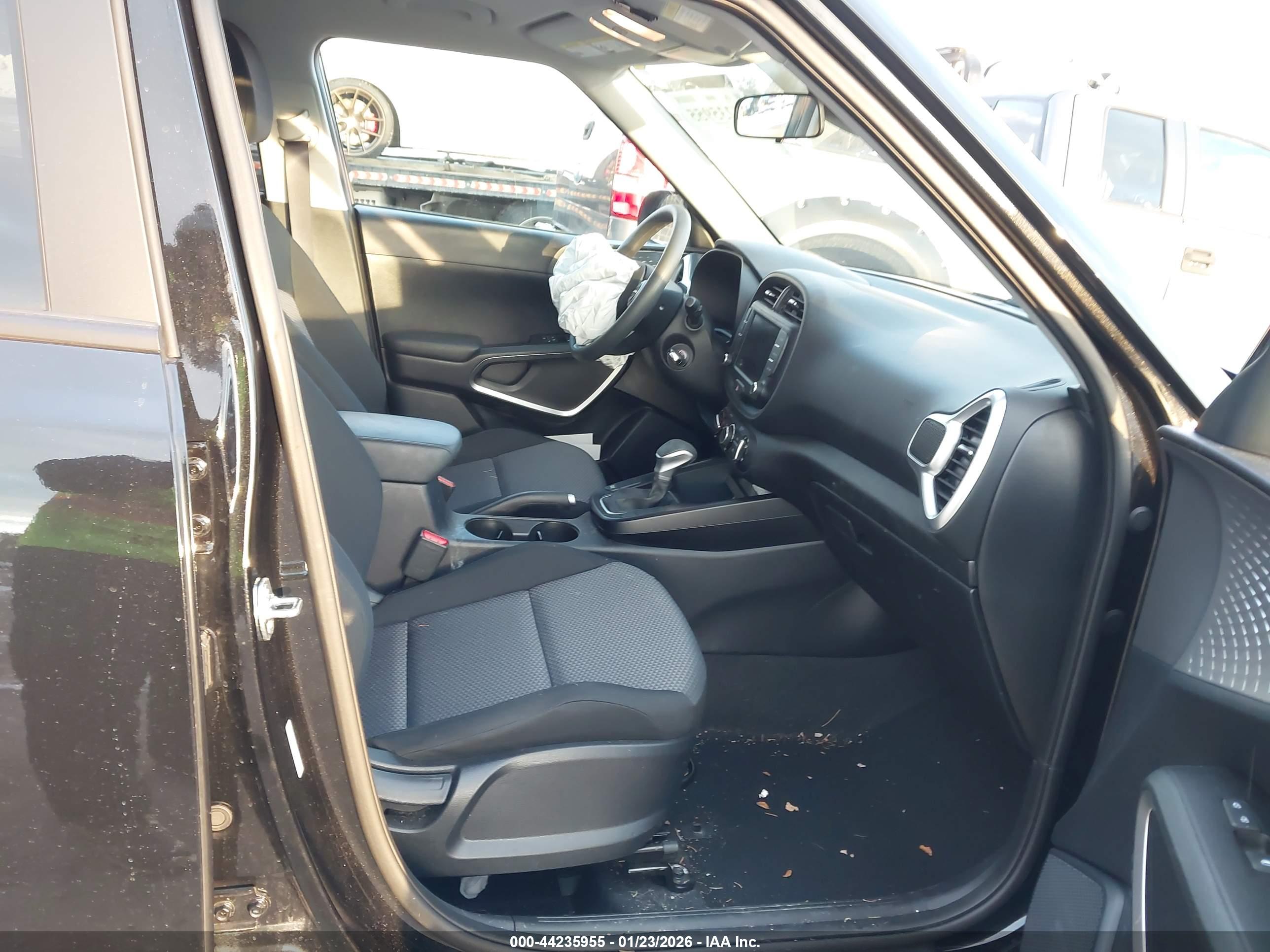 KIA SOUL image 5