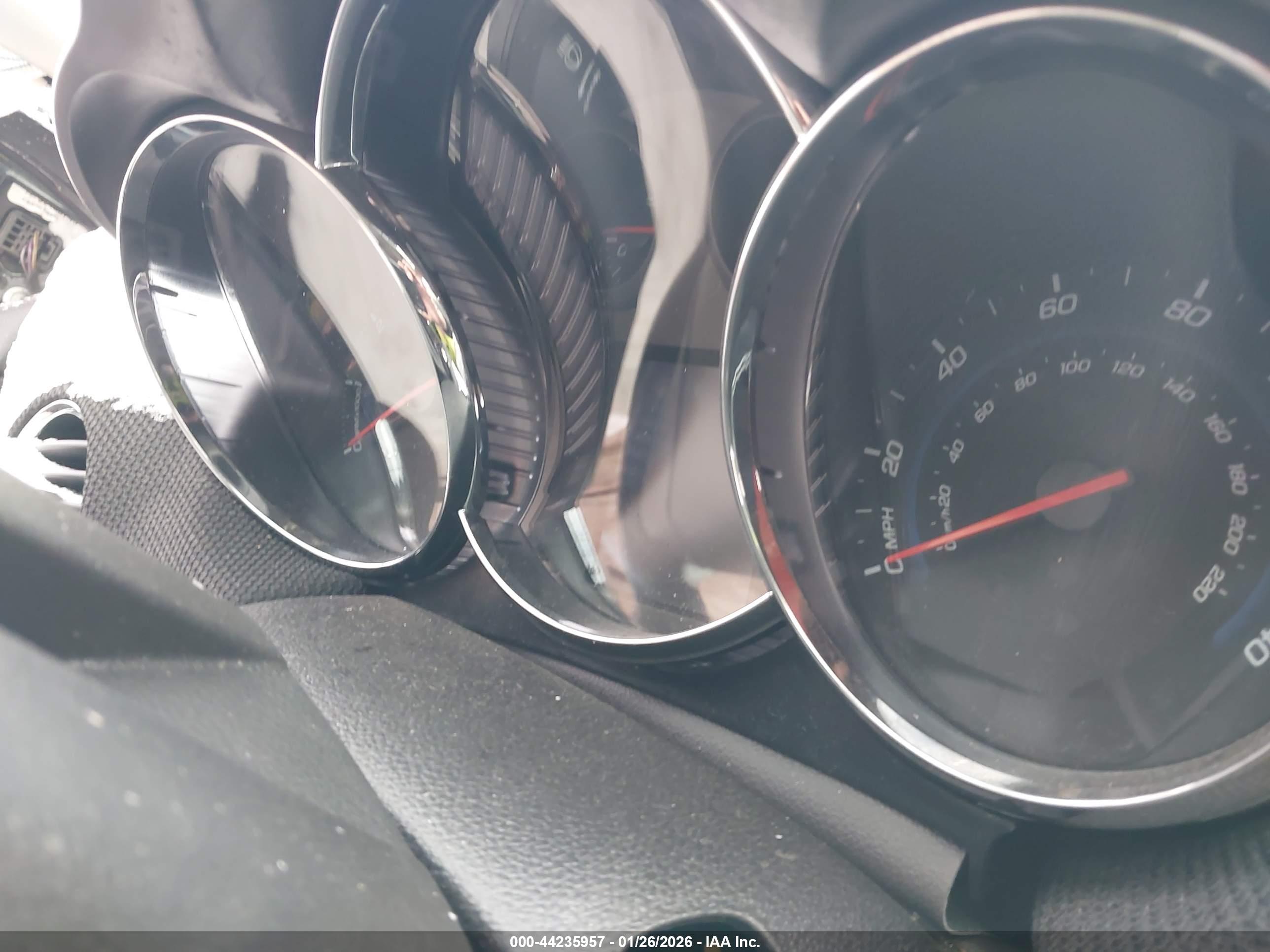 CHEVROLET CRUZE image 7
