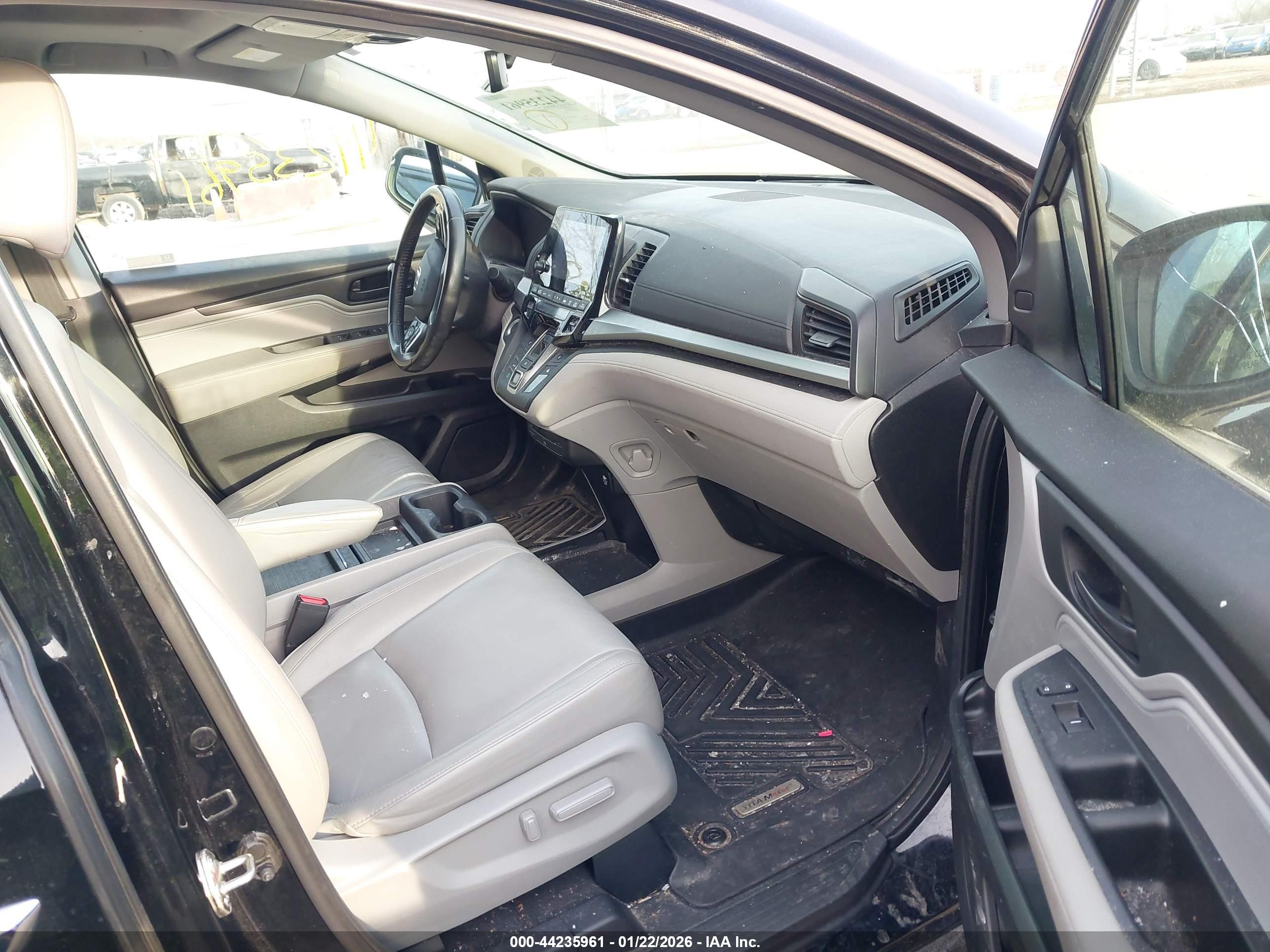 HONDA ODYSSEY image 5
