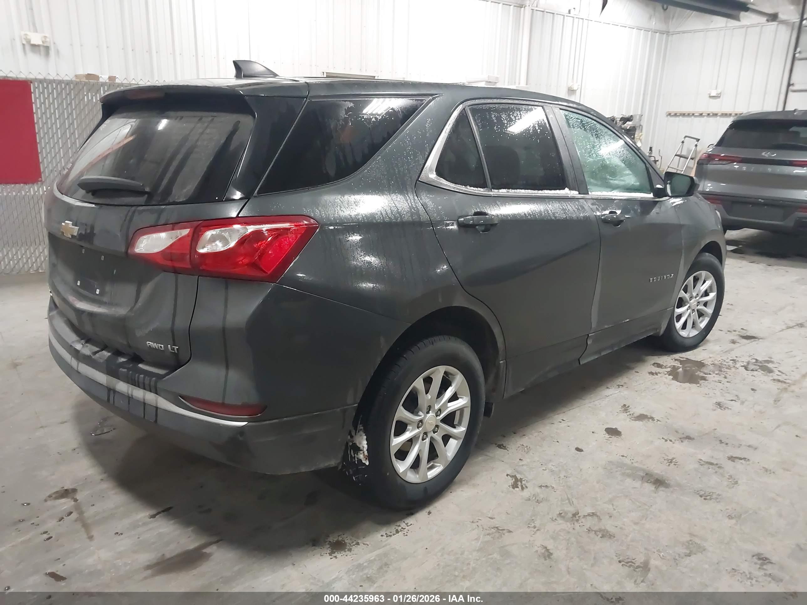 CHEVROLET EQUINOX image 4