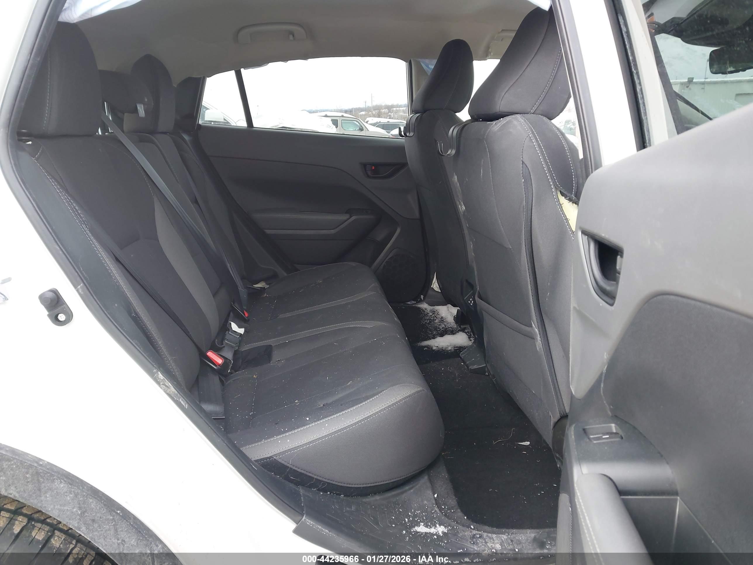 SUBARU CROSSTREK image 8