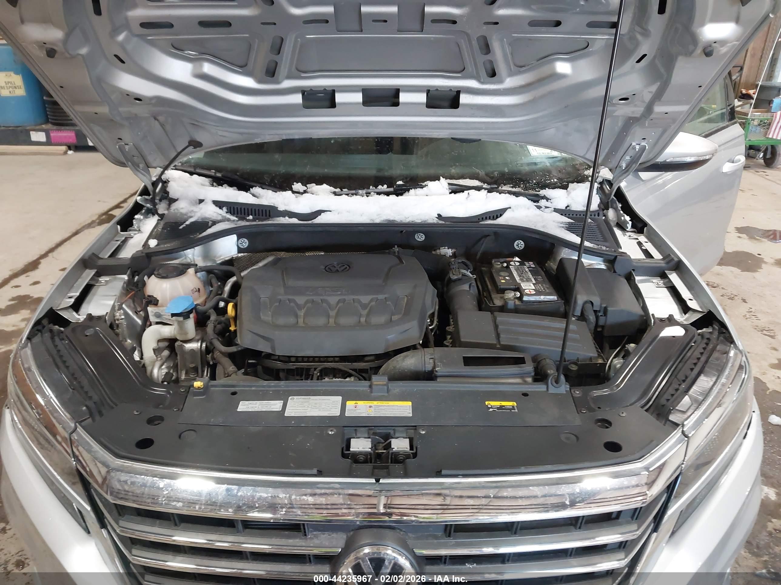 VOLKSWAGEN PASSAT image 10