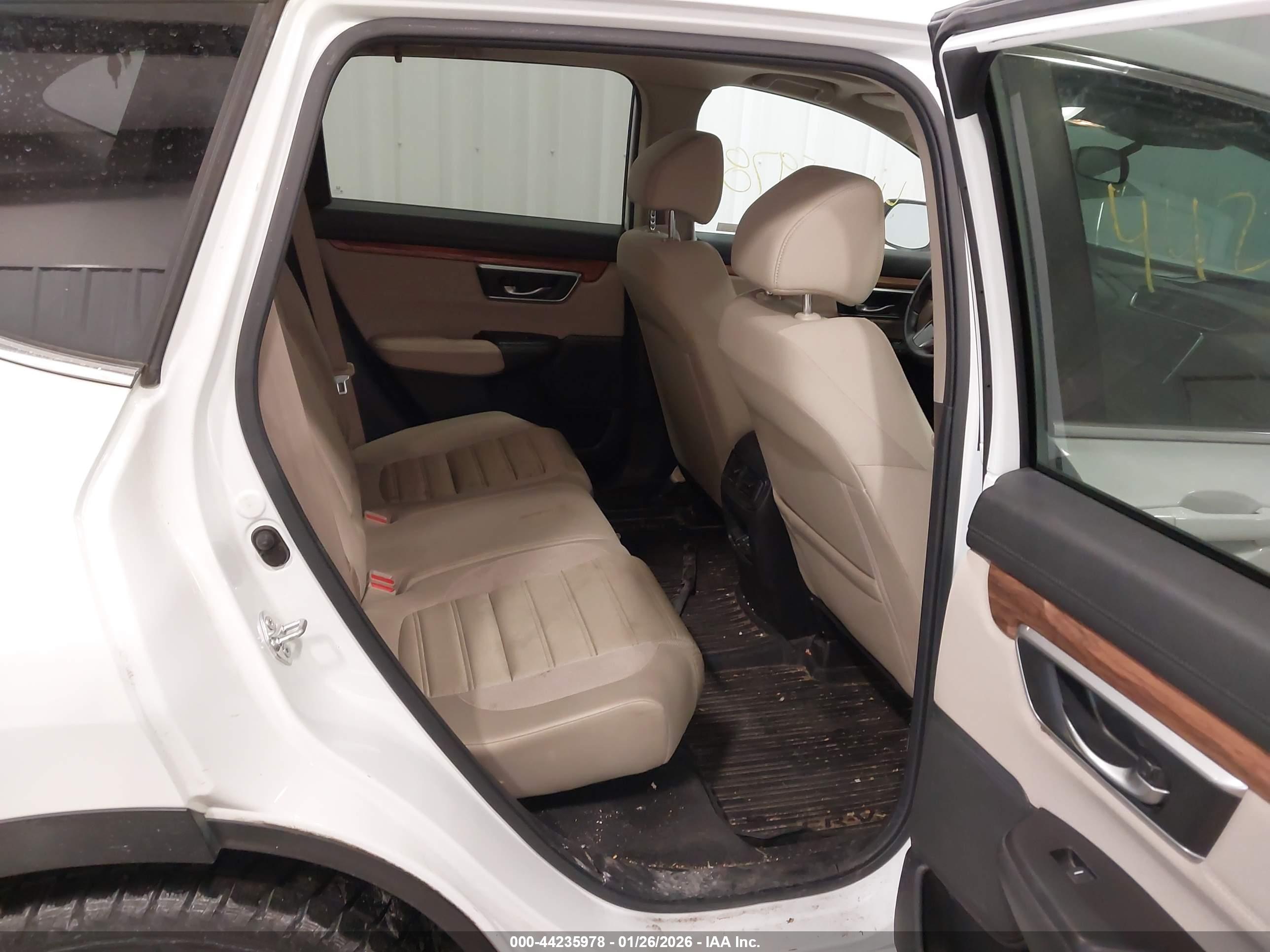 HONDA CR-V image 8