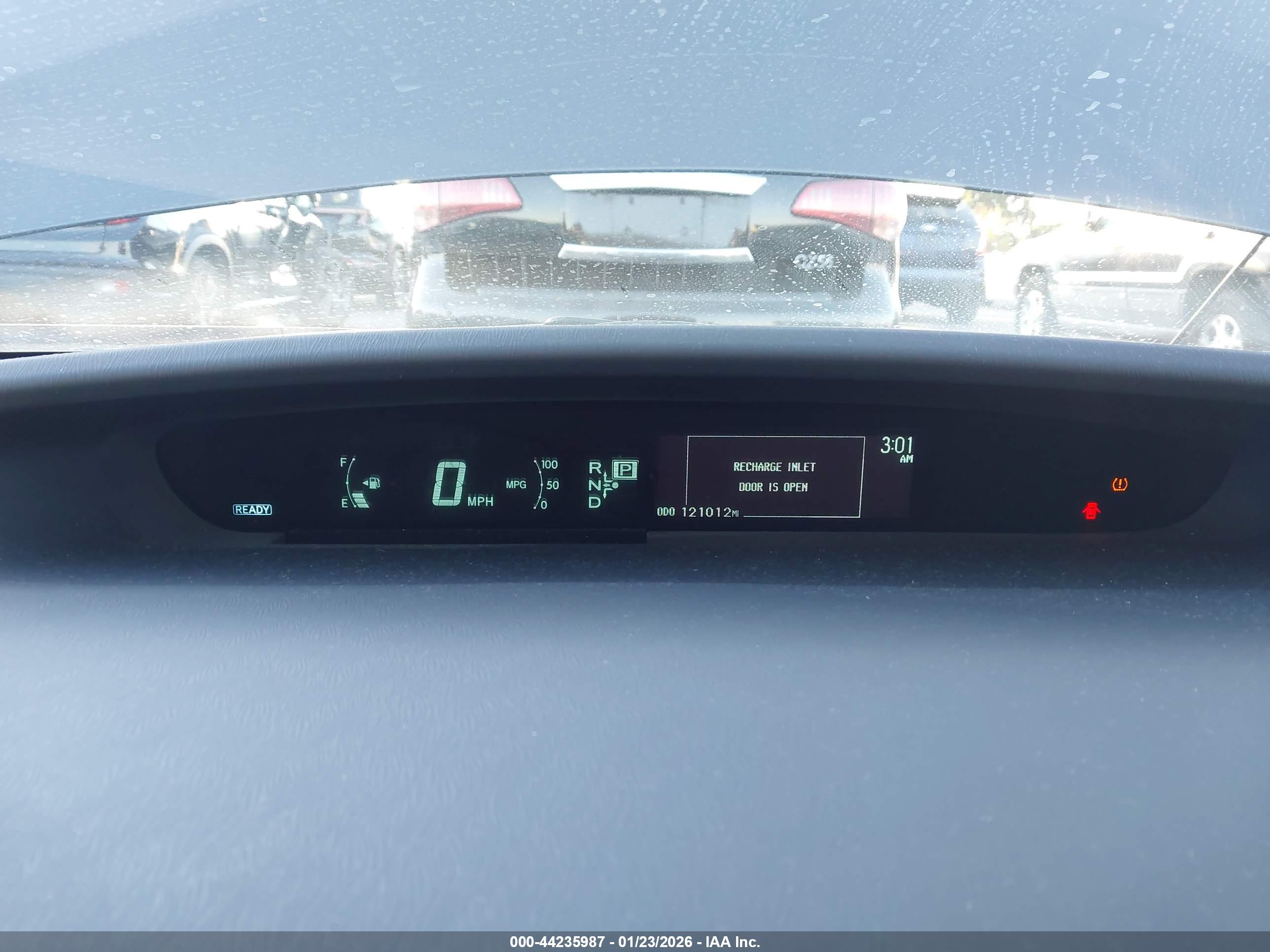 TOYOTA PRIUS image 7