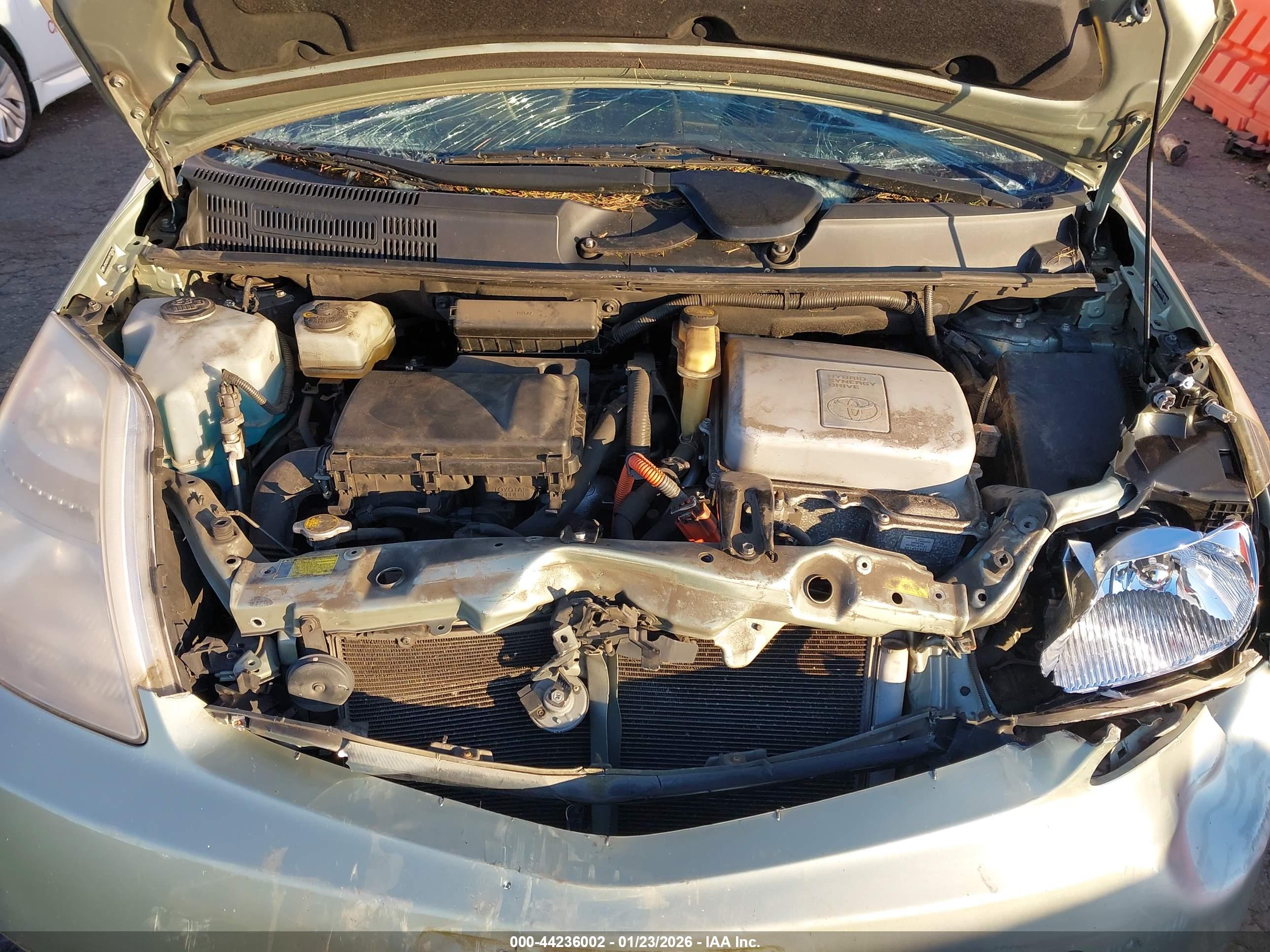 TOYOTA PRIUS image 10