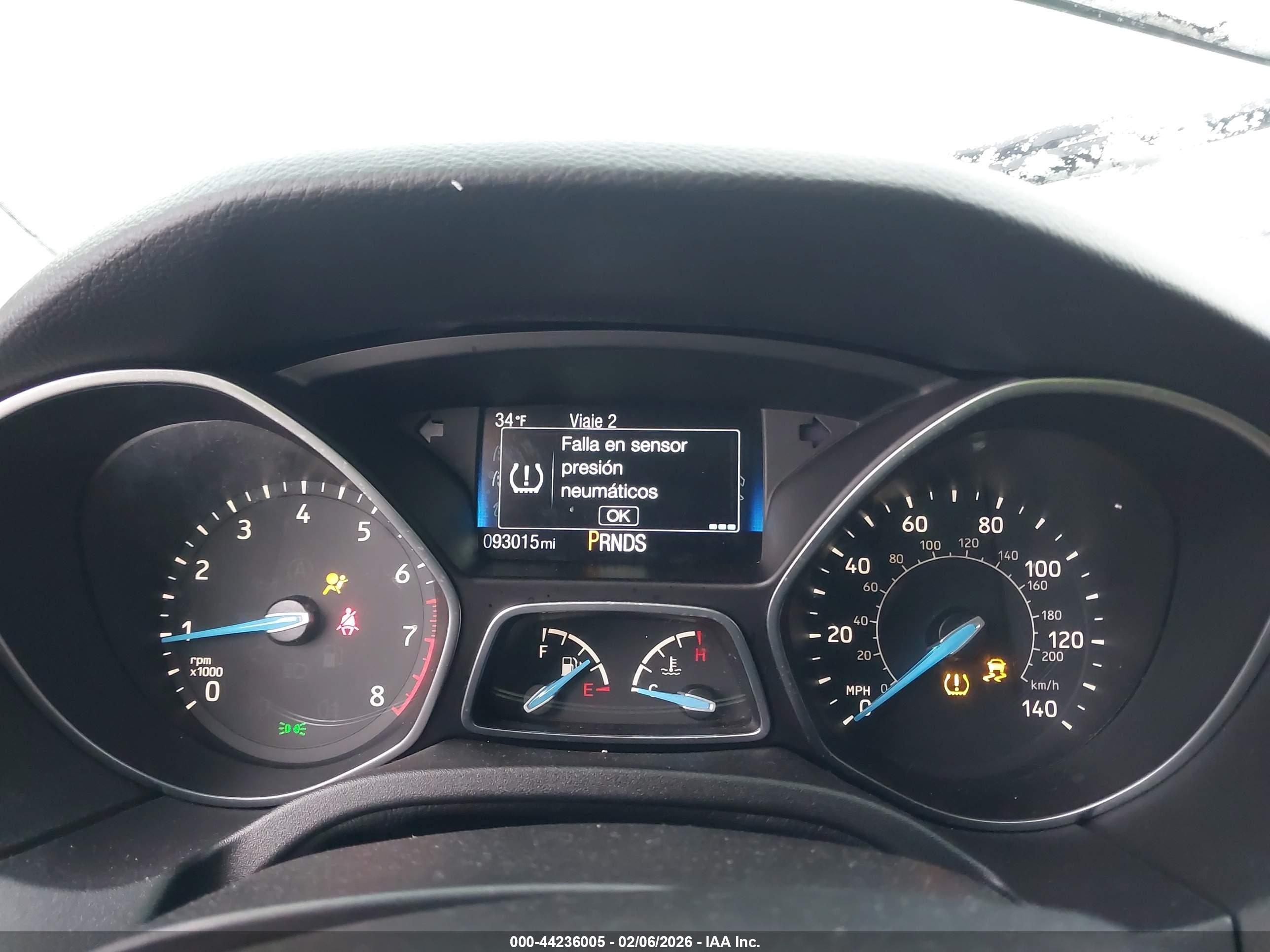 FORD FOCUS image 7