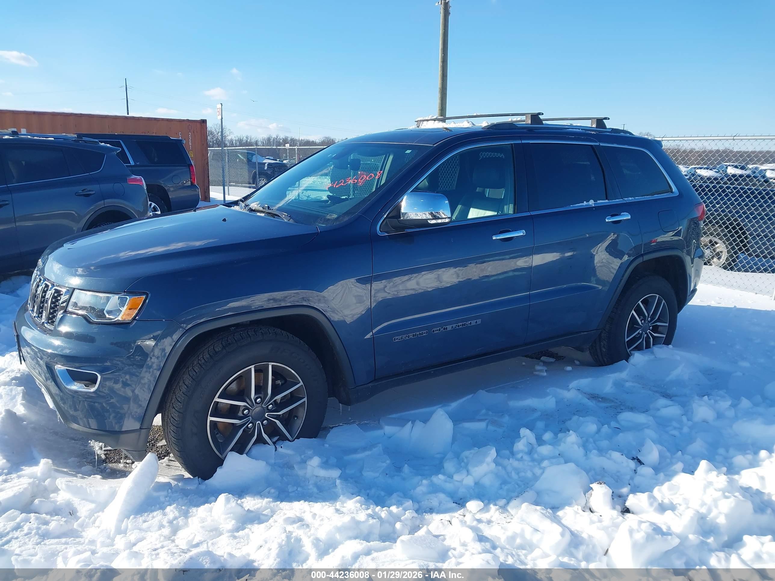 JEEP GRAND image 2