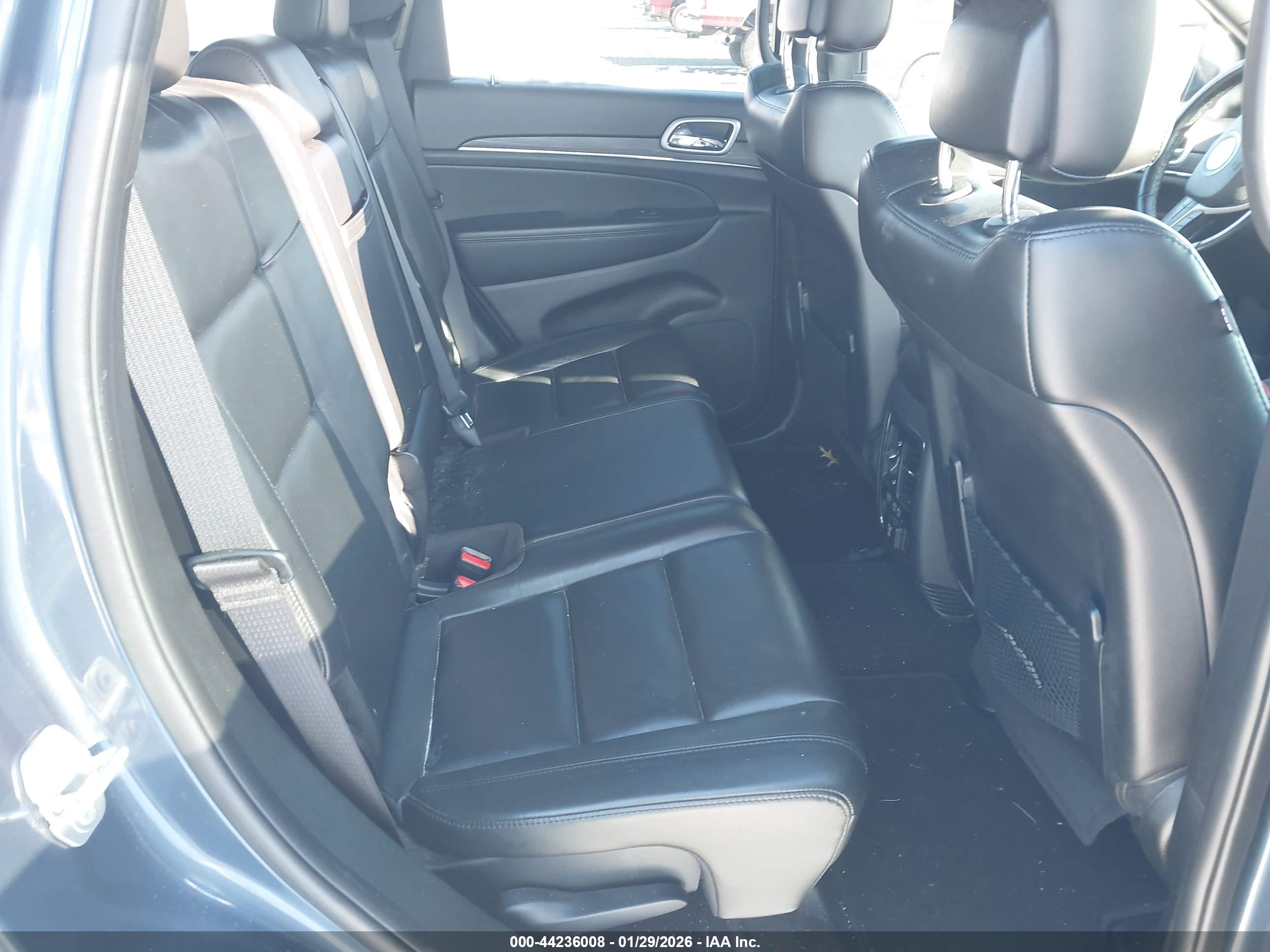 JEEP GRAND image 8