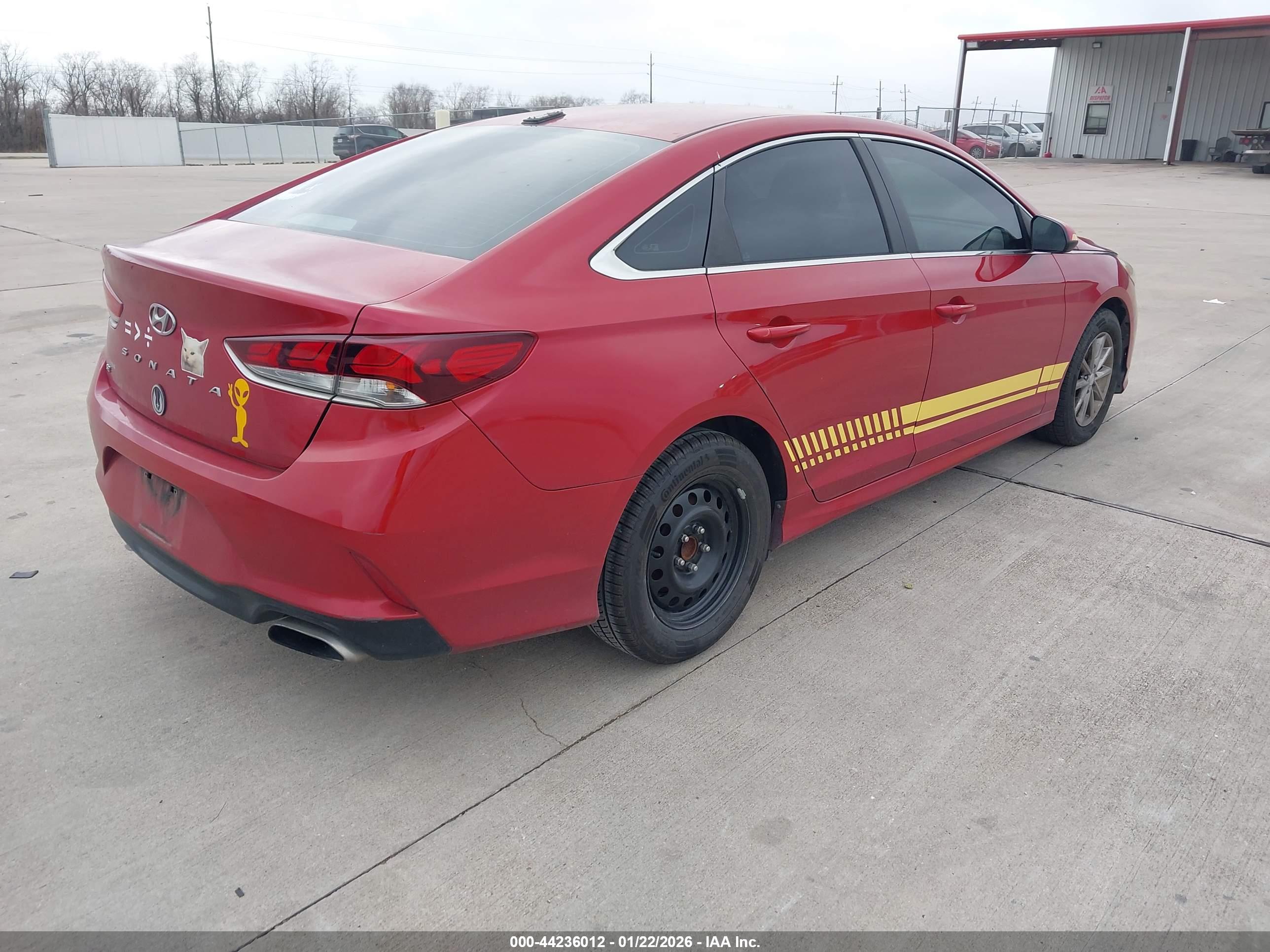 HYUNDAI SONATA image 4