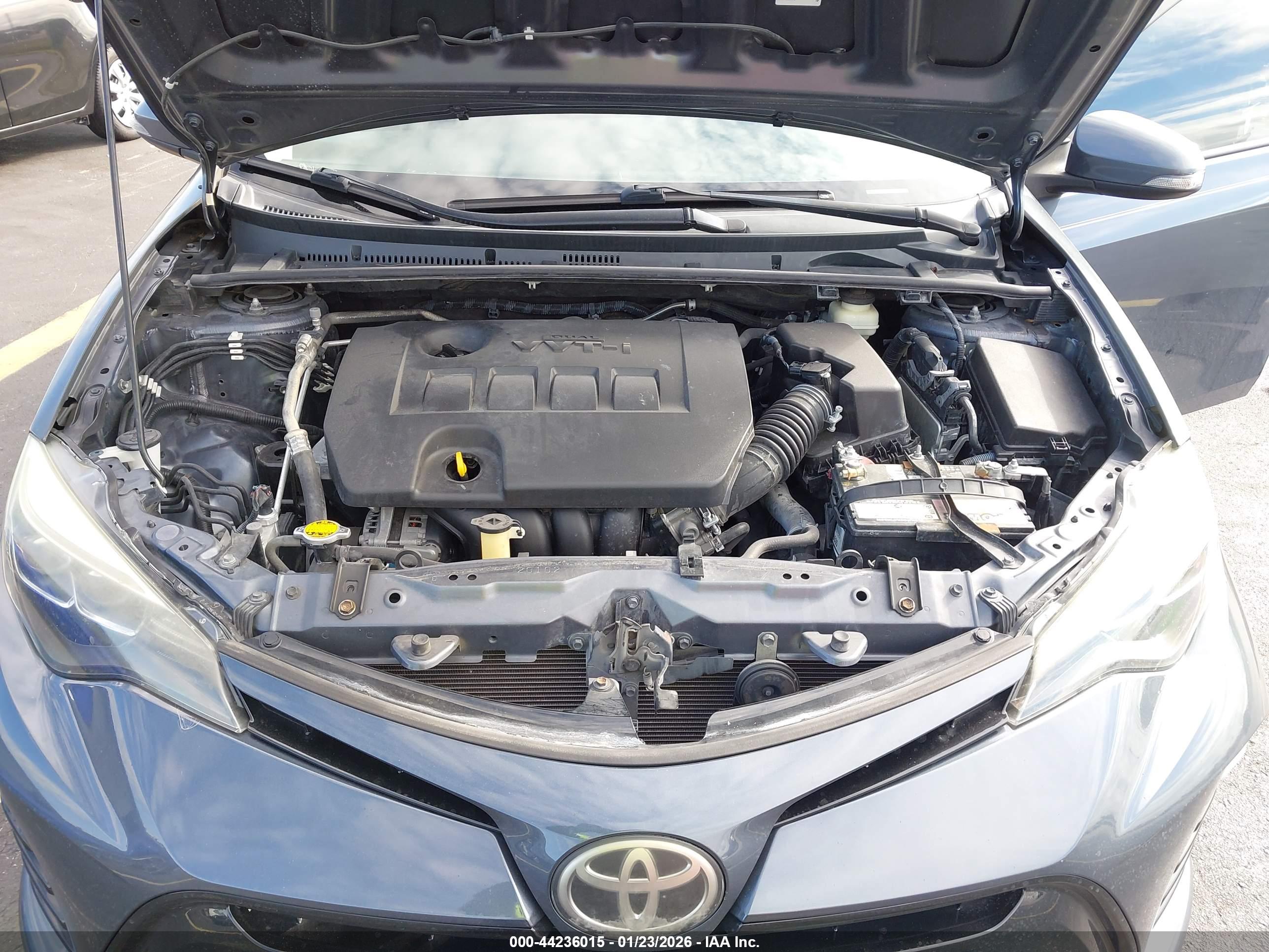 TOYOTA COROLLA image 10