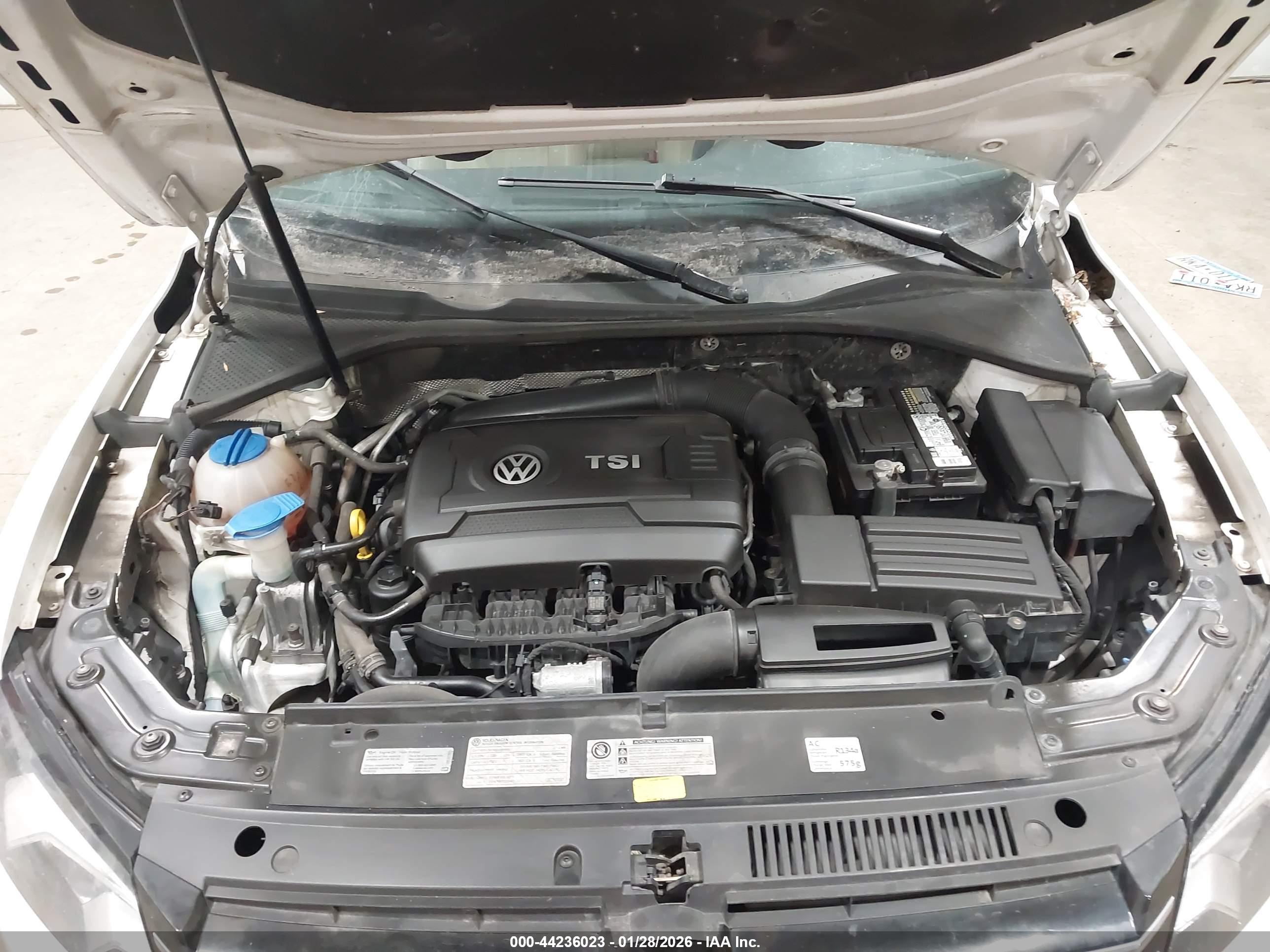 VOLKSWAGEN PASSAT image 10