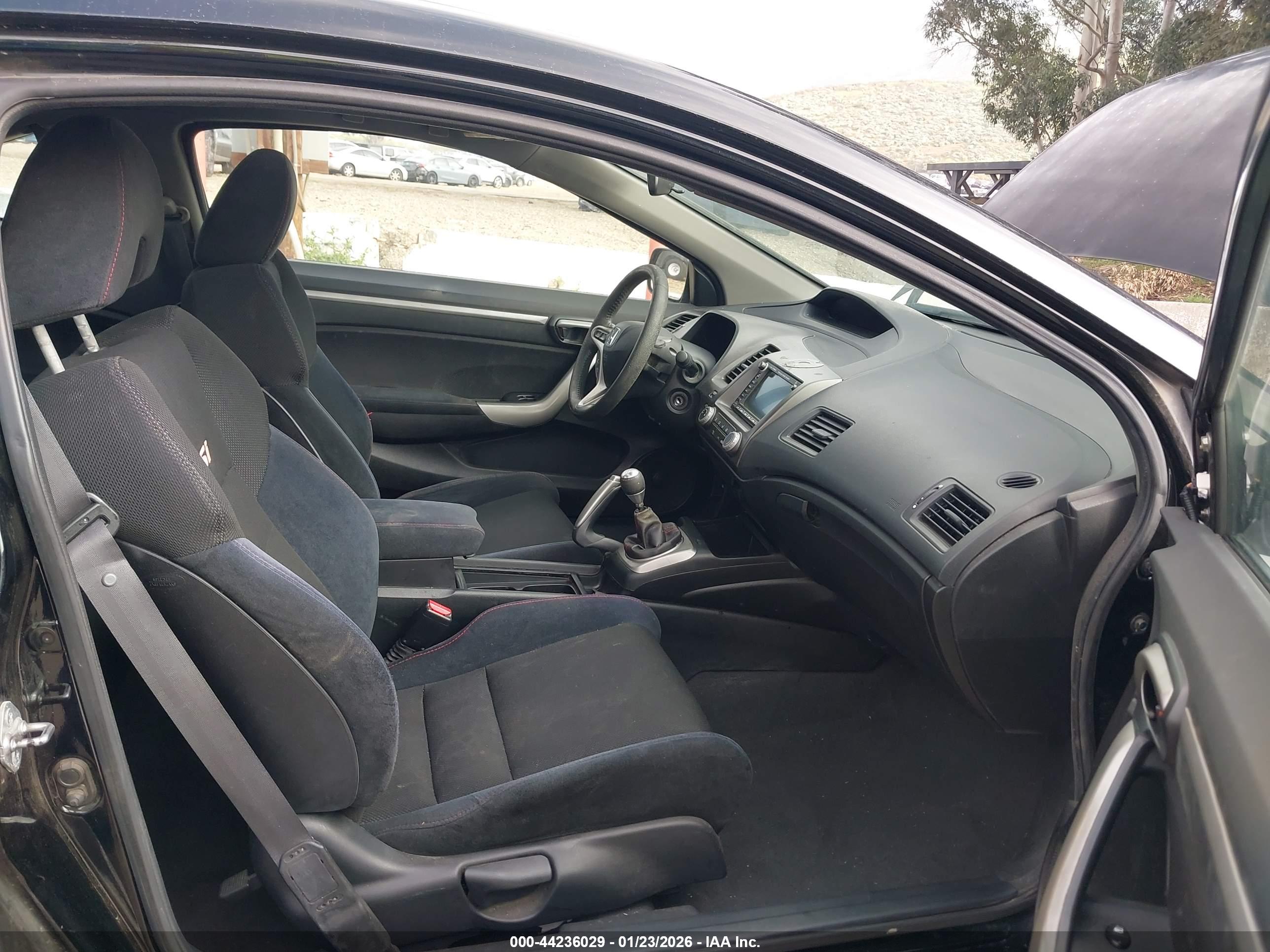 HONDA CIVIC image 5