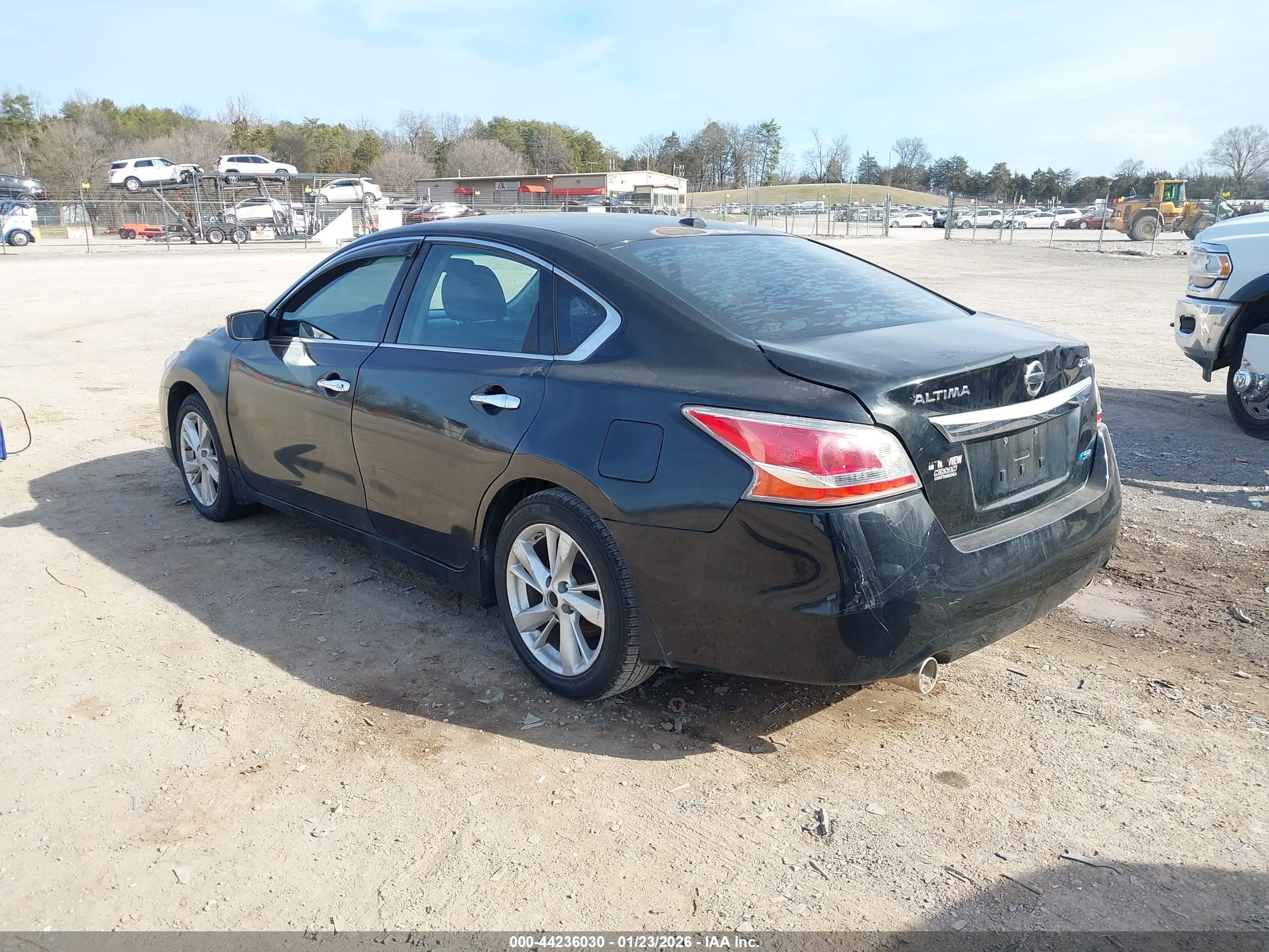 NISSAN ALTIMA image 3